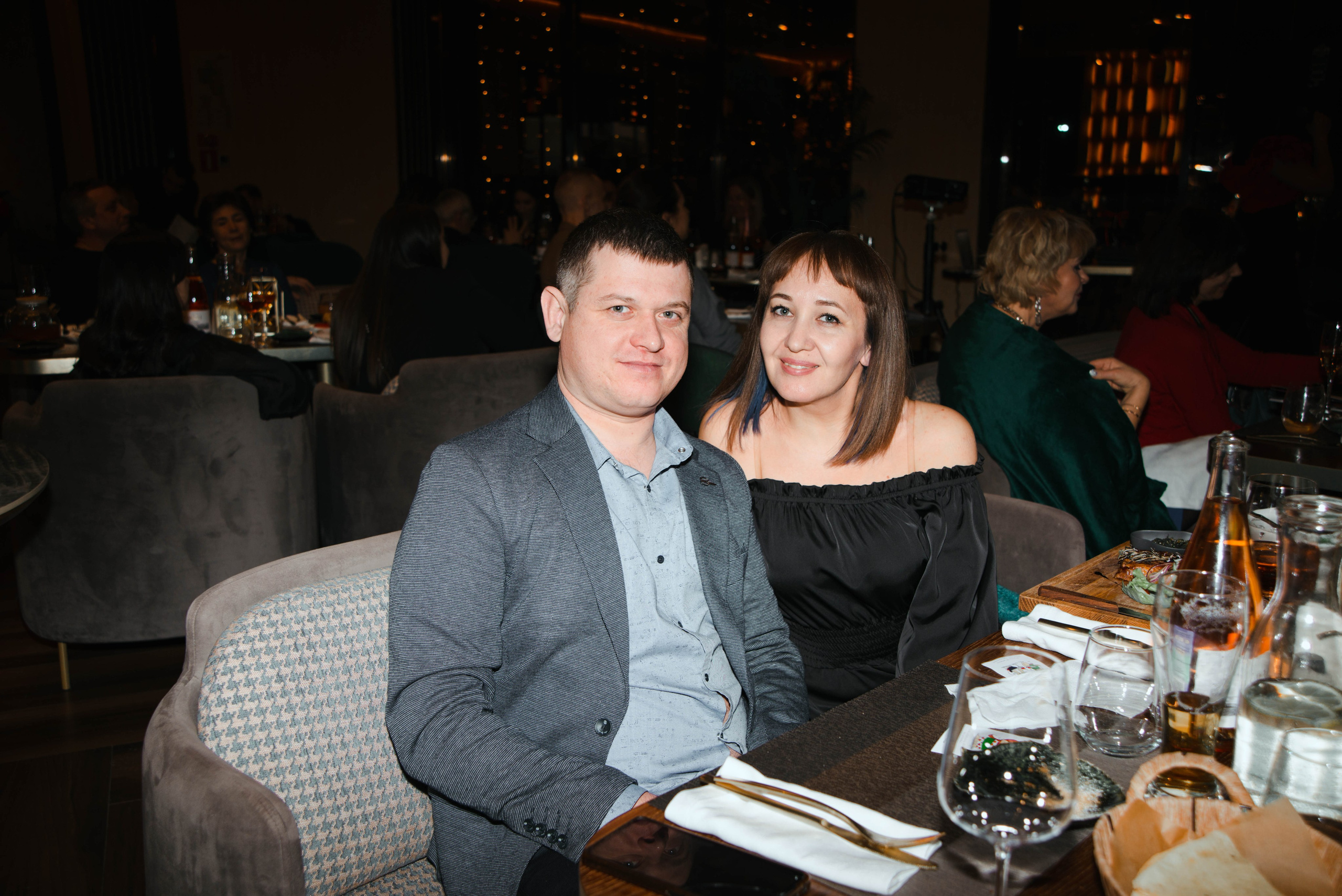 Праздник в стенах клубного пространства «Своя Среда». Ксения Glossa. Портретный и репортажный фотограф в Самаре