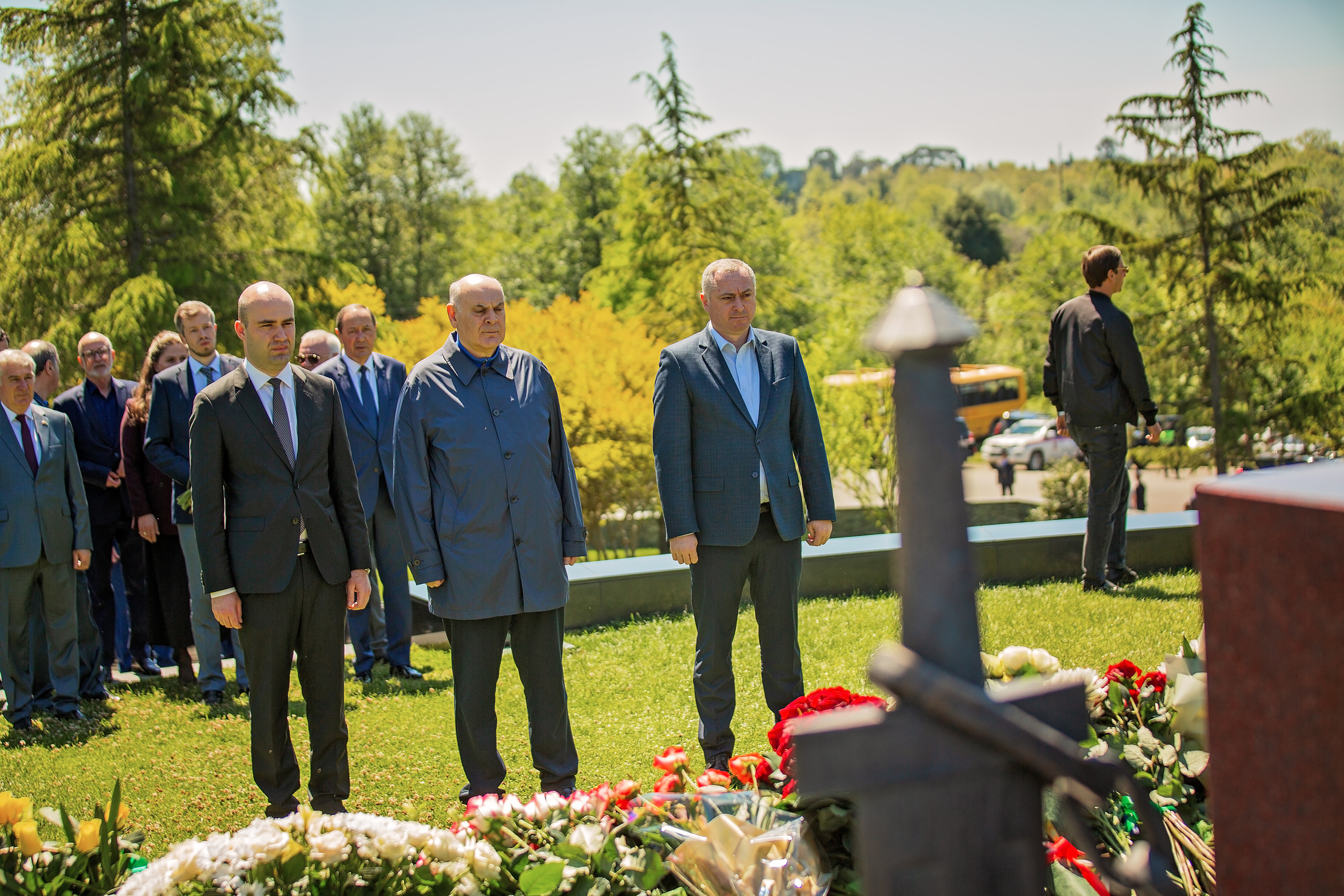 Первому президенту Абхазии исполнилось бы 77 лет. Свадебный и семейный фотограф в Абхазии Эля Цишба
