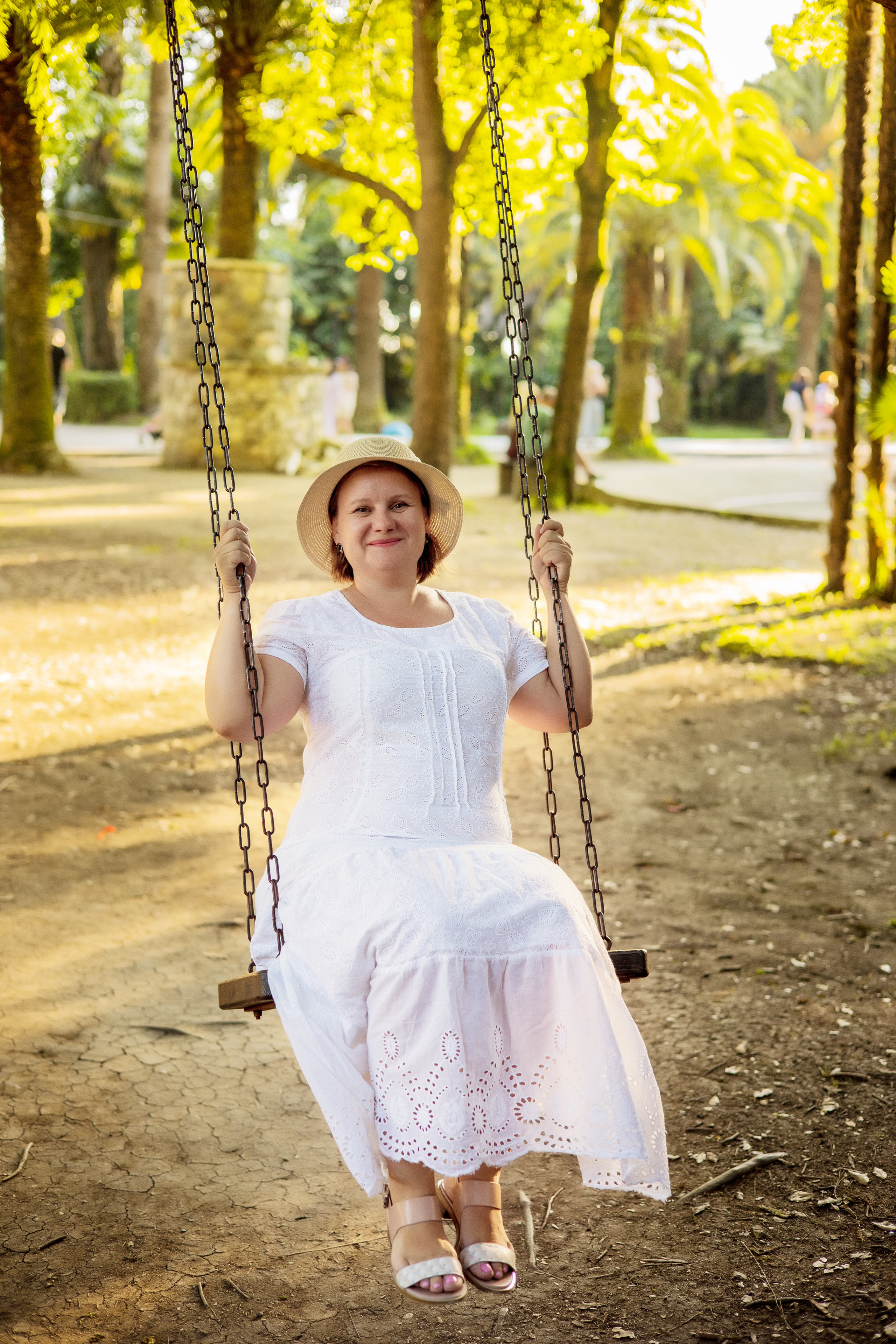 Фотопрогулка по старой Гагре. Свадебный и семейный фотограф в Абхазии Эля Цишба