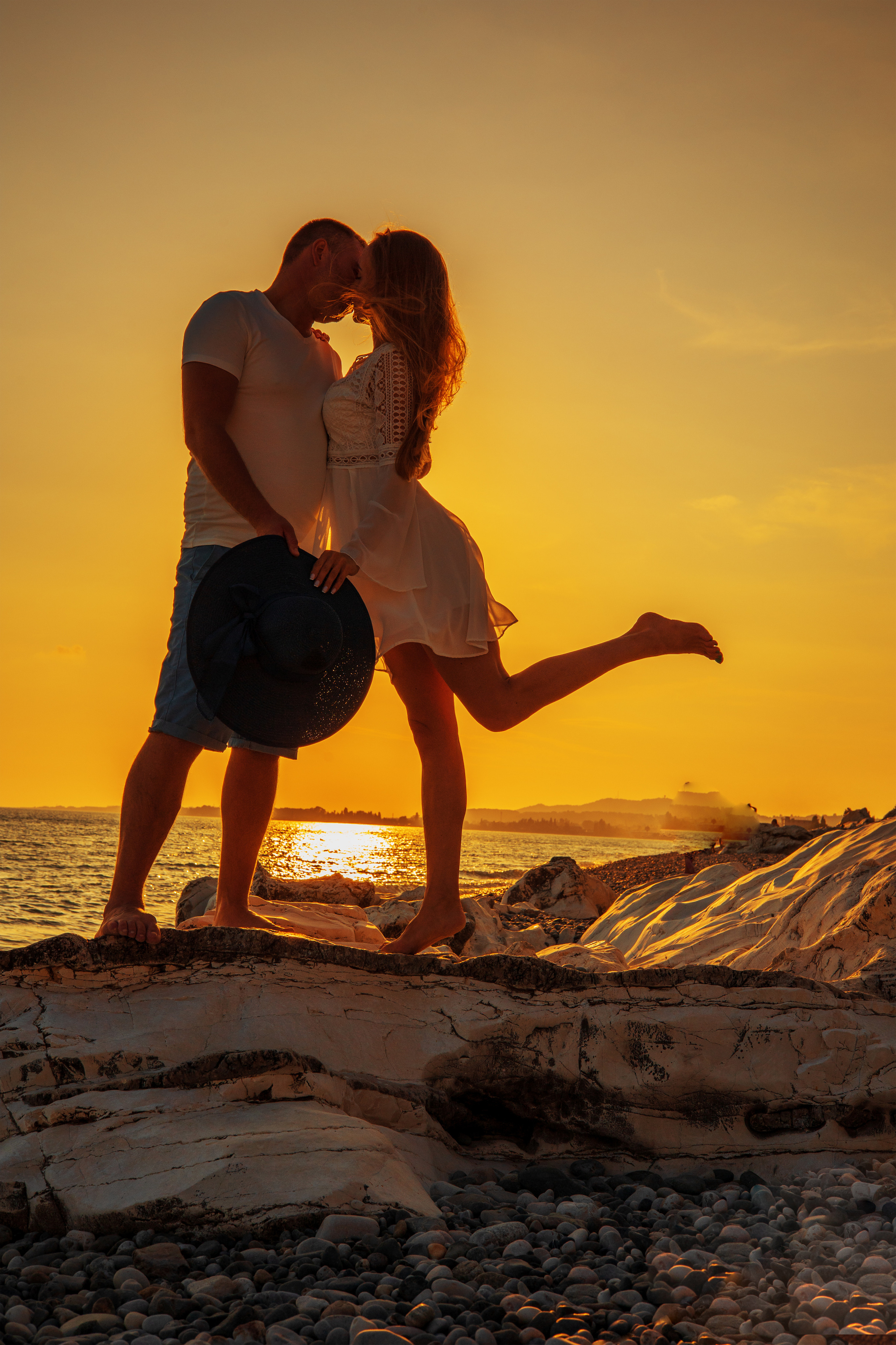 Закат на белых скалах. Свадебный и семейный фотограф в Абхазии Эля Цишба