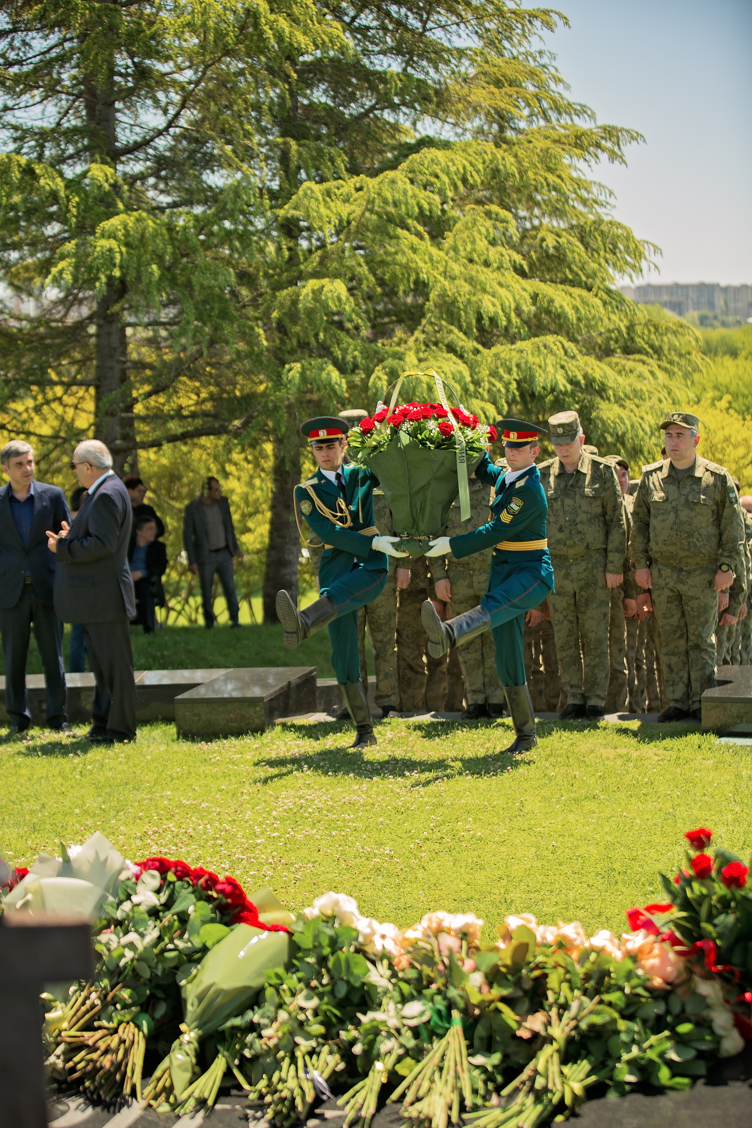 Первому президенту Абхазии исполнилось бы 77 лет. Свадебный и семейный фотограф в Абхазии Эля Цишба