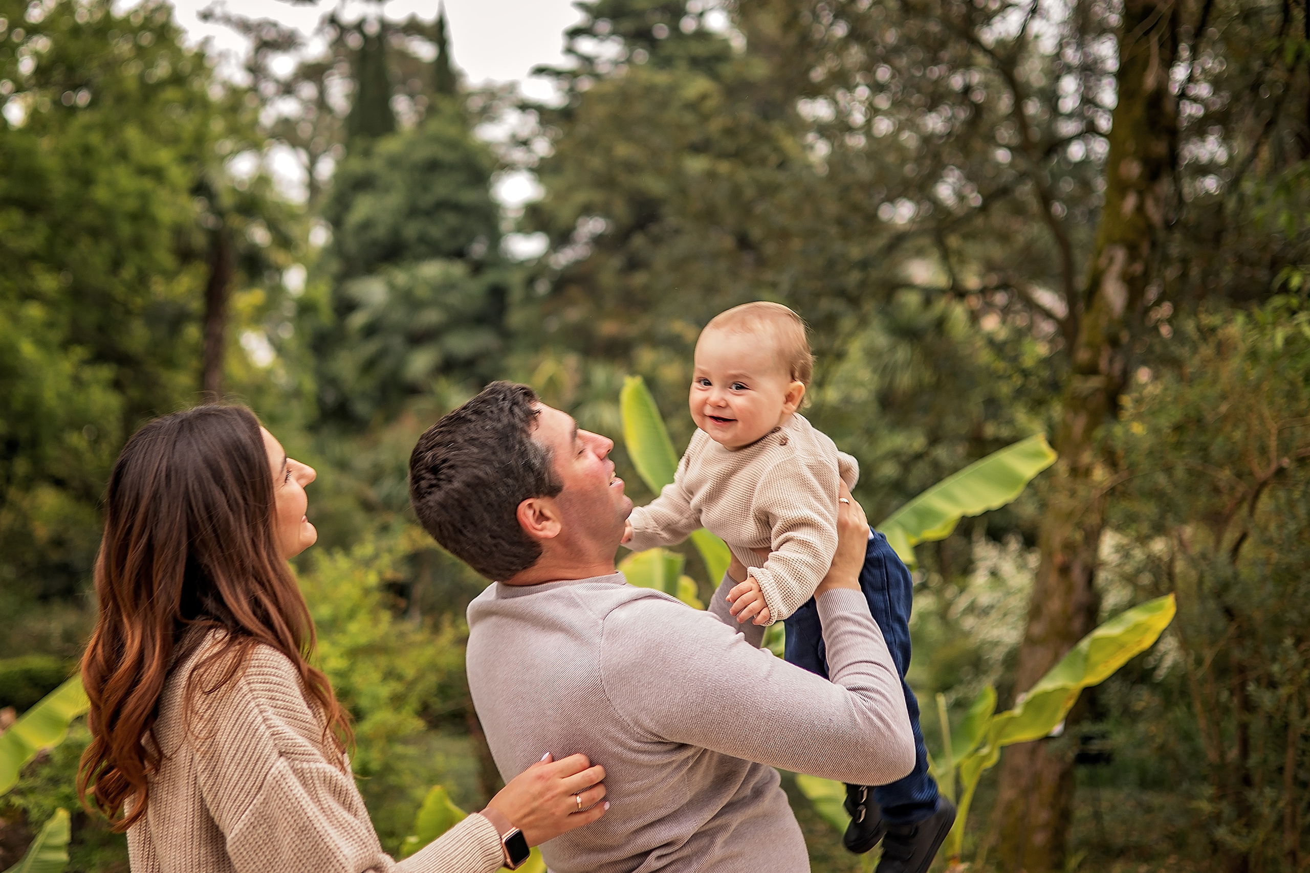 Прогулка в ботаническом саду. Свадебный и семейный фотограф в Абхазии Эля Цишба