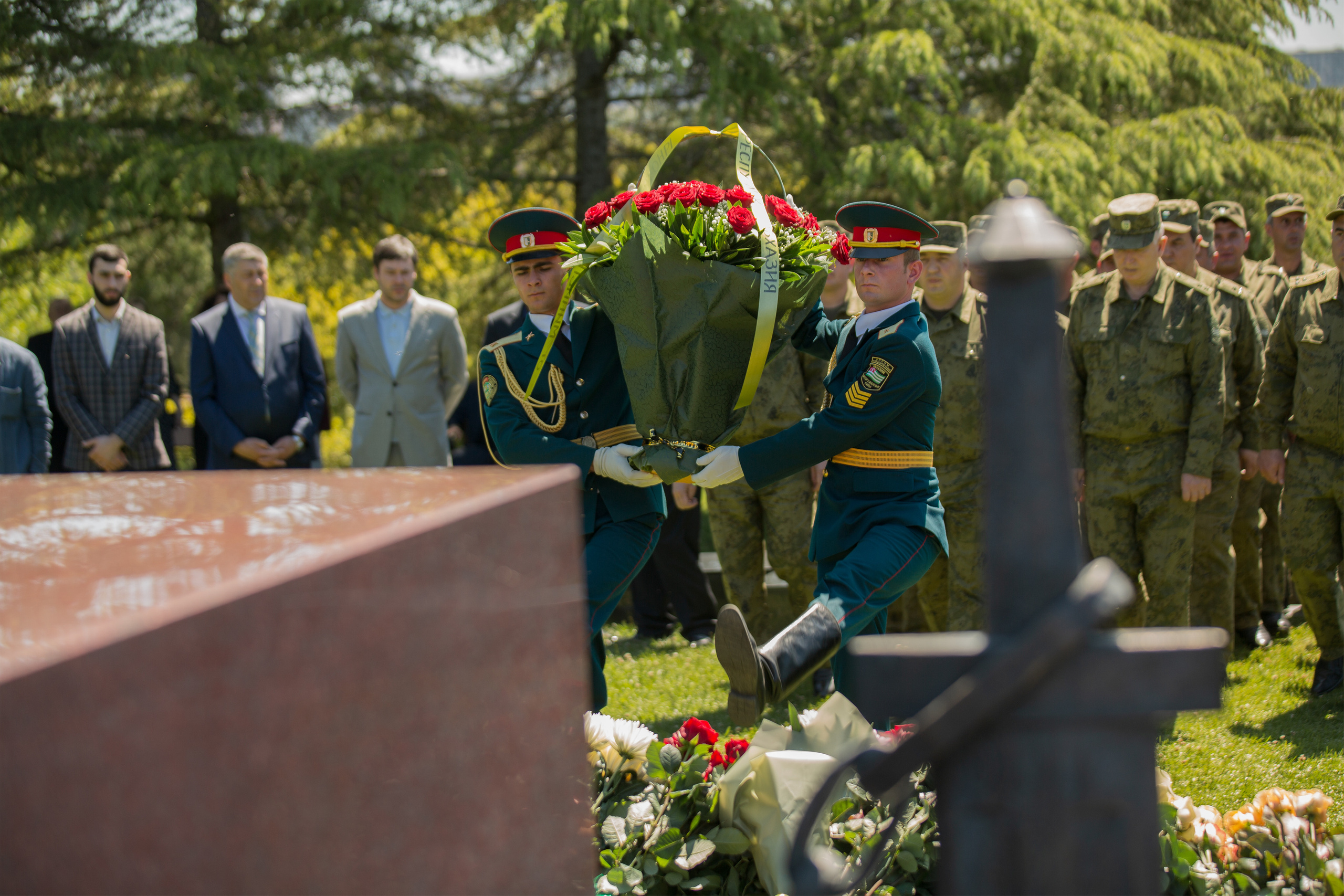 Первому президенту Абхазии исполнилось бы 77 лет. Свадебный и семейный фотограф в Абхазии Эля Цишба