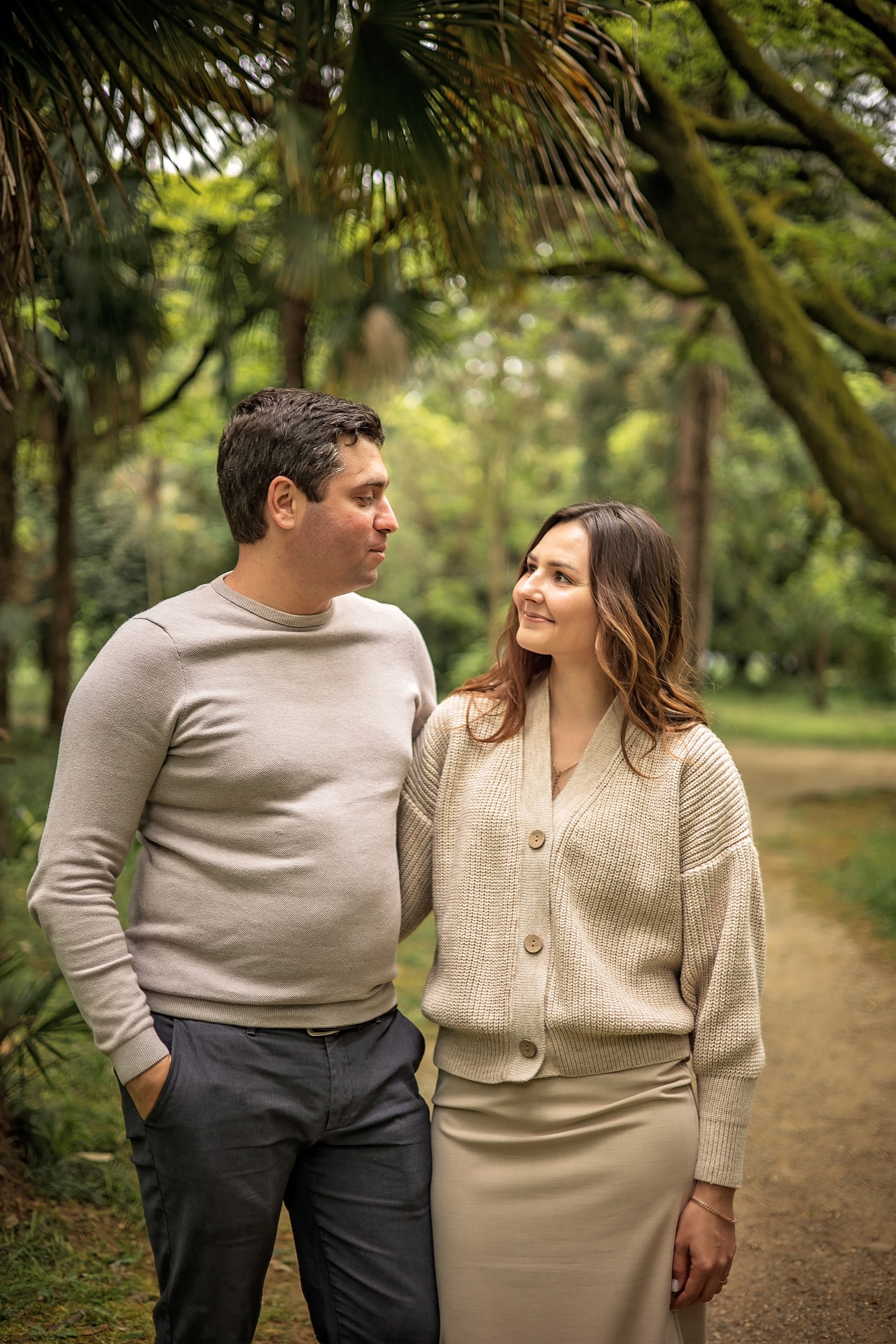 Прогулка в ботаническом саду. Свадебный и семейный фотограф в Абхазии Эля Цишба