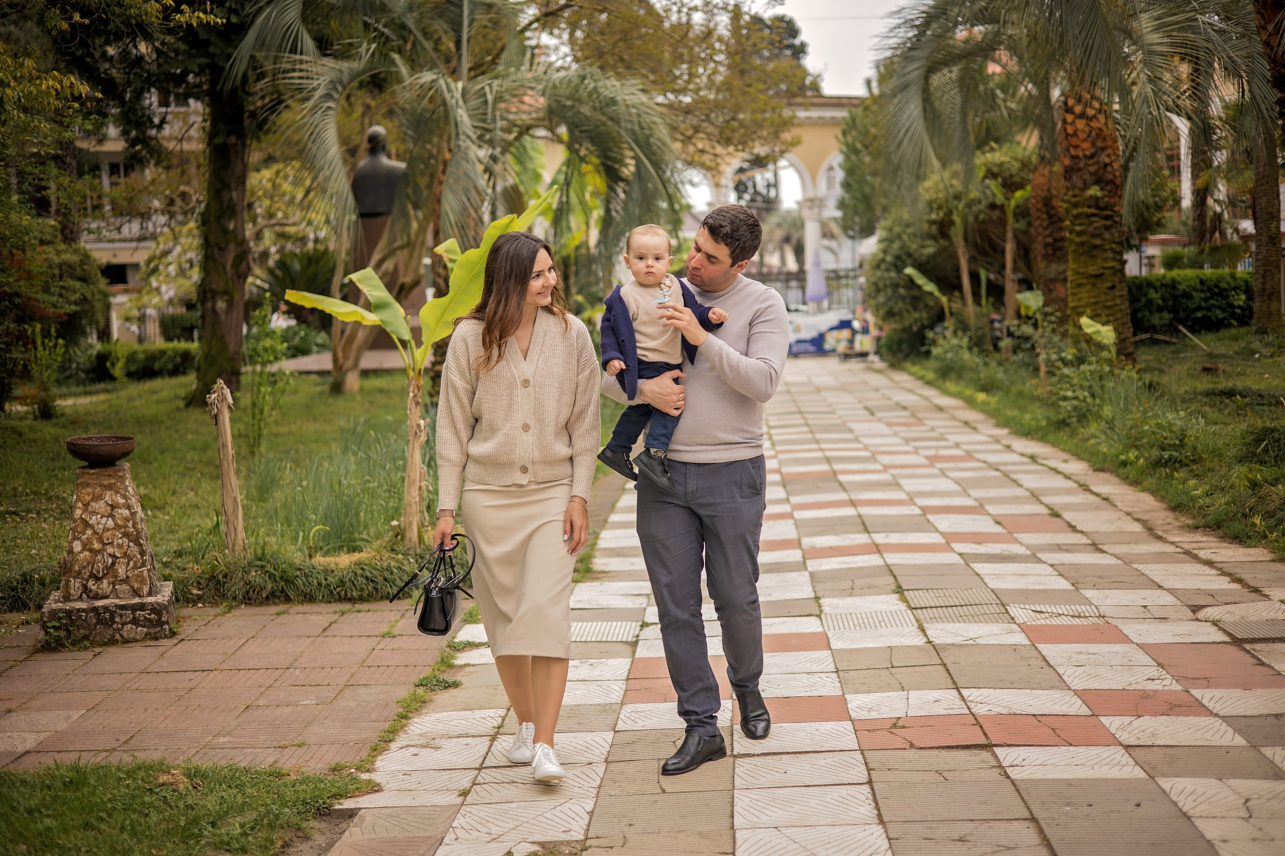 Прогулка в ботаническом саду. Свадебный и семейный фотограф в Абхазии Эля Цишба