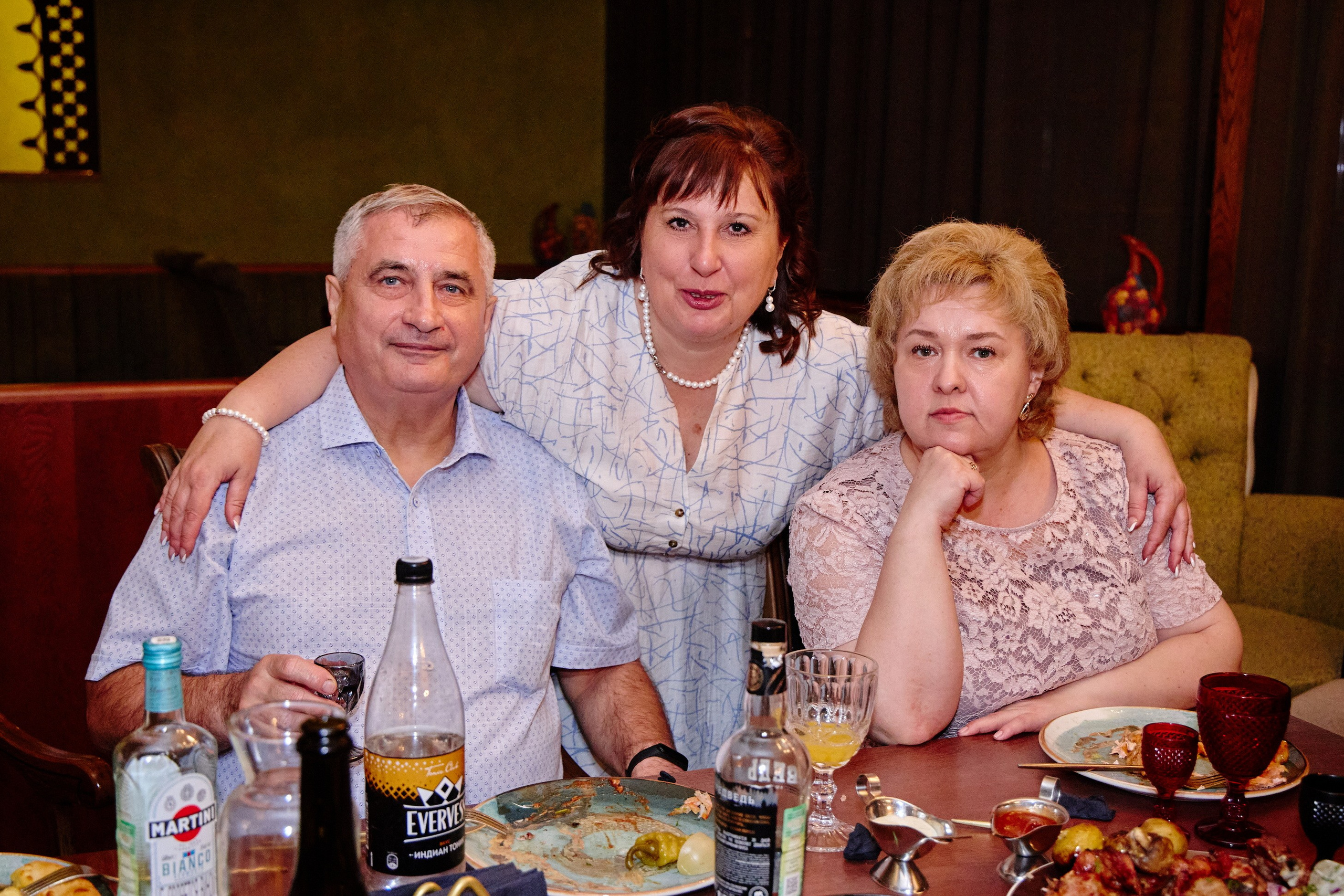 Выпускной 35 Сош. Фотограф Выпускные альбомы Таганрог Сергей Коробченко