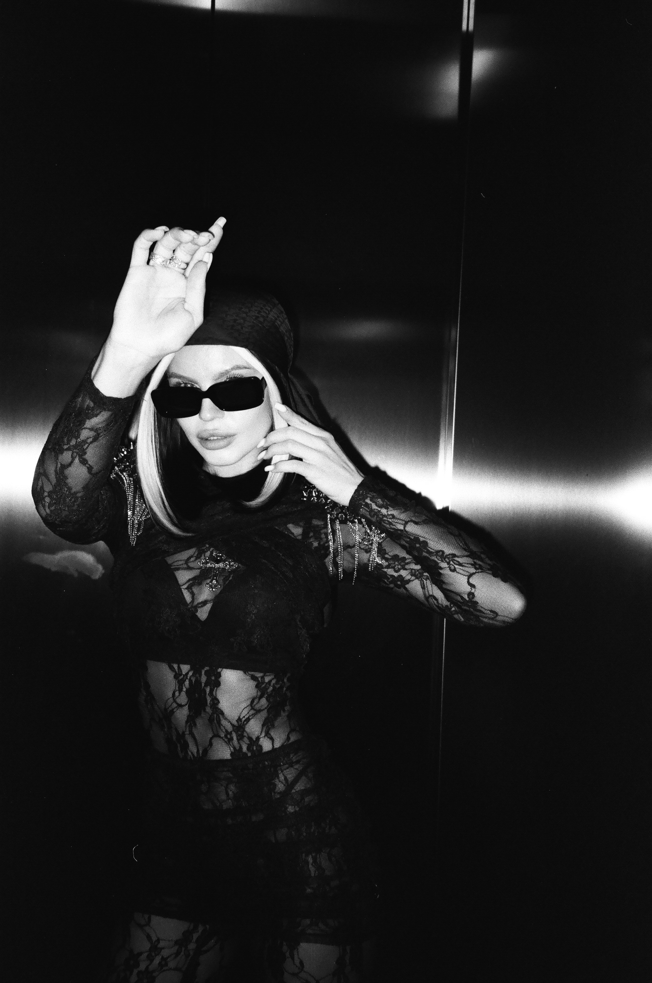 Fashion week 24 (Kodak 35 mm). Home