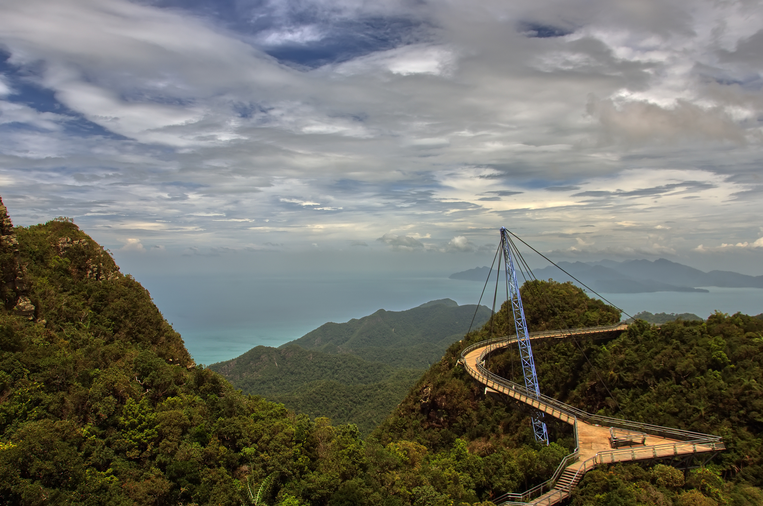 ДОСТОПРИМЕЧАТЕЛЬНОСТИ. ПУТЕШЕСТВИЯ. Семейный фотограф. Путешествующий фотограф в Екатеринбурге Евгений Вор