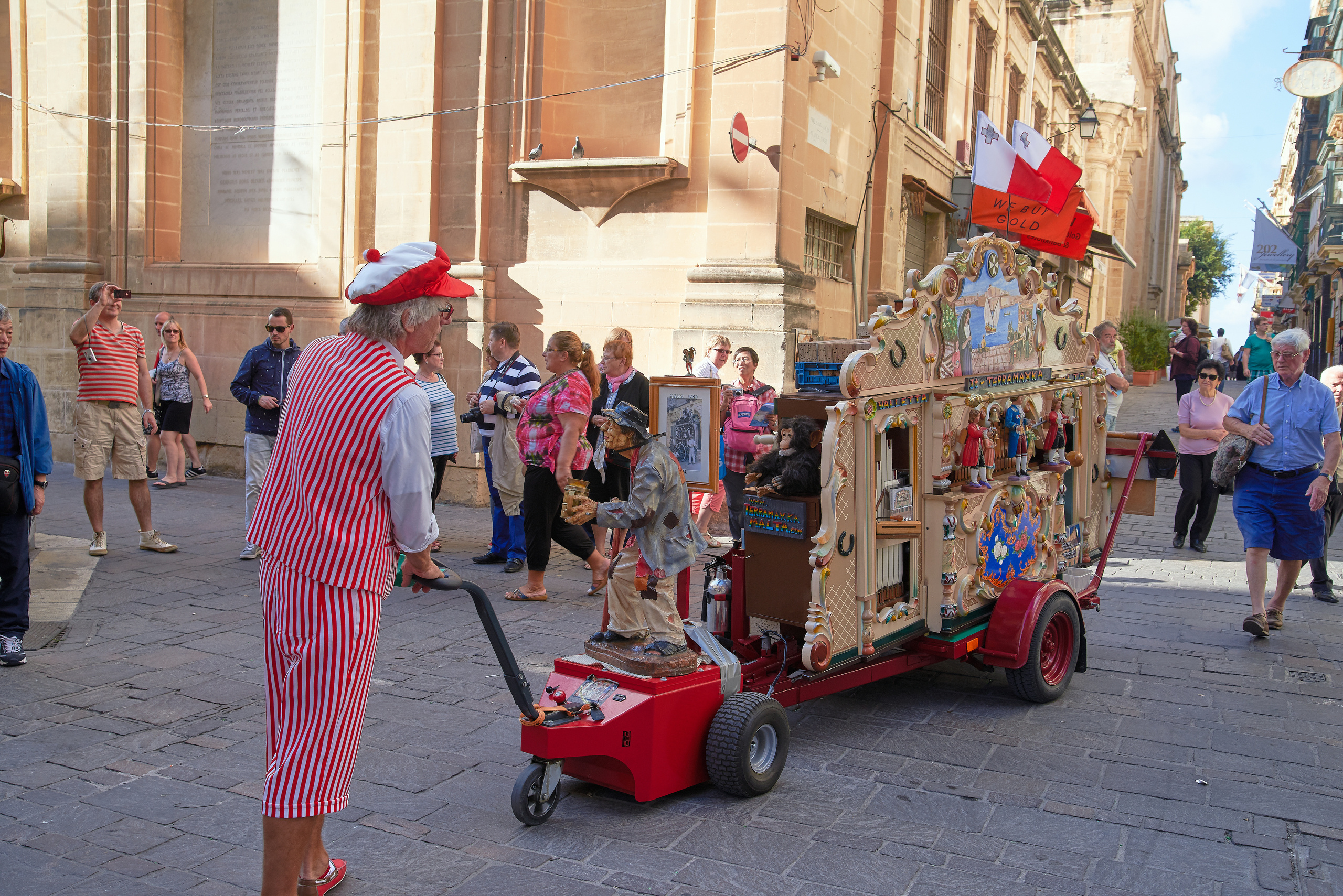 STREET PHOTO. Семейный фотограф. Путешествующий фотограф в Екатеринбурге Евгений Вор