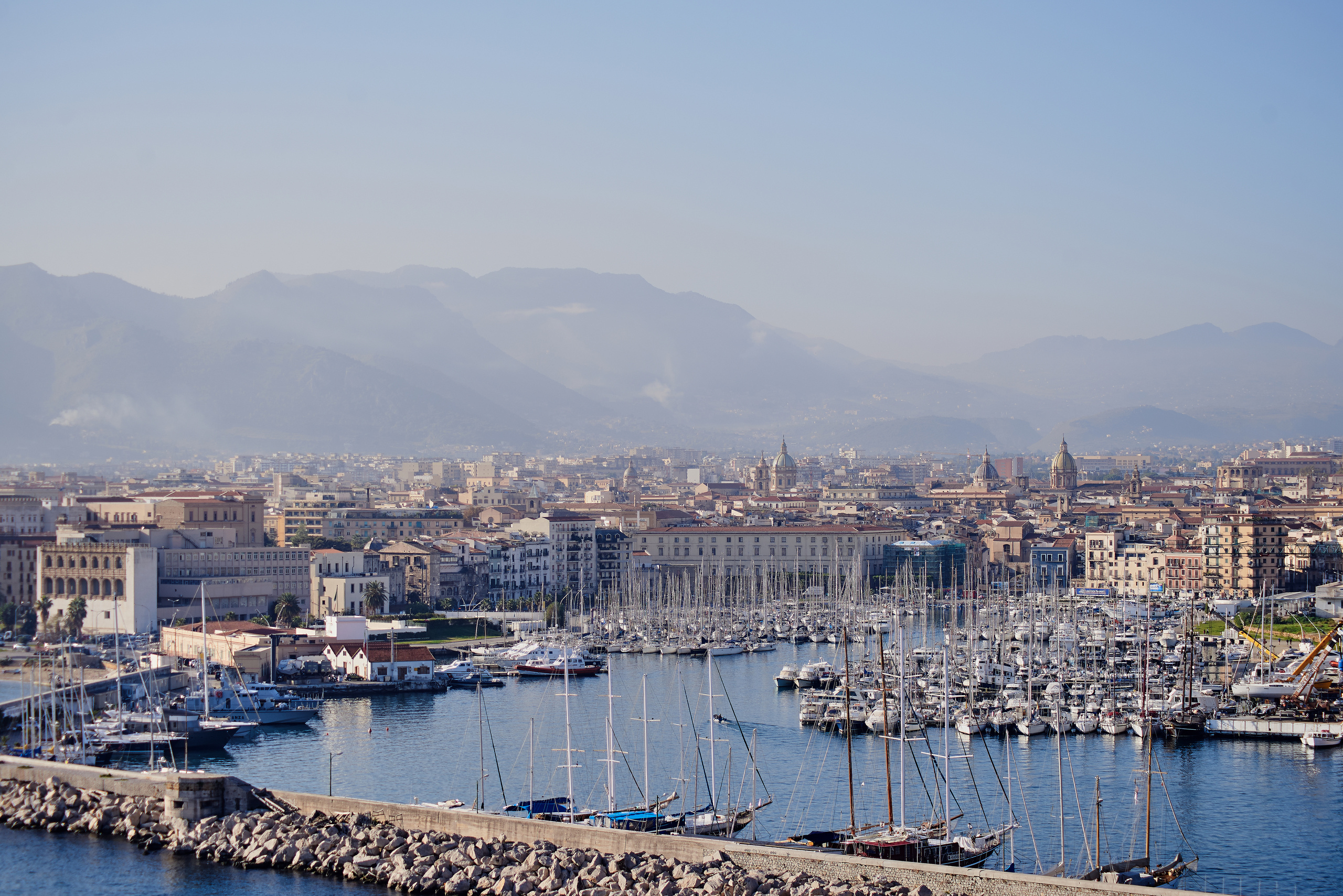 ДОСТОПРИМЕЧАТЕЛЬНОСТИ. ПУТЕШЕСТВИЯ. Семейный фотограф. Путешествующий фотограф в Екатеринбурге Евгений Вор