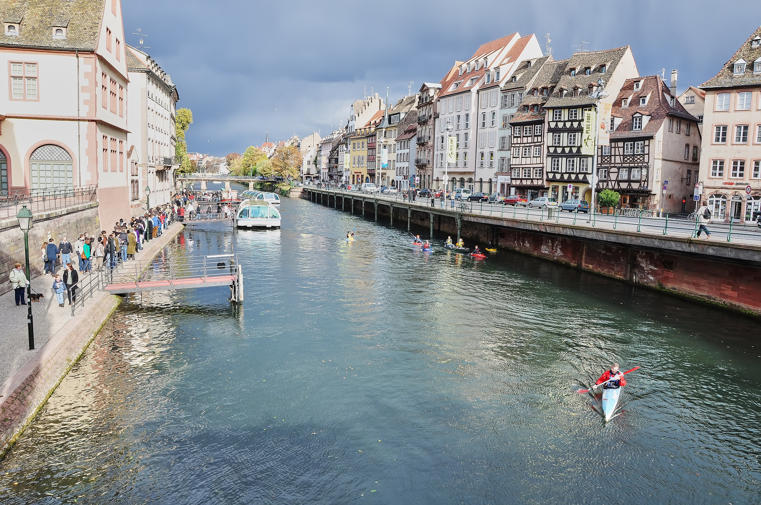 ГОРОДА МИРА. Семейный фотограф. Путешествующий фотограф в Екатеринбурге Евгений Вор