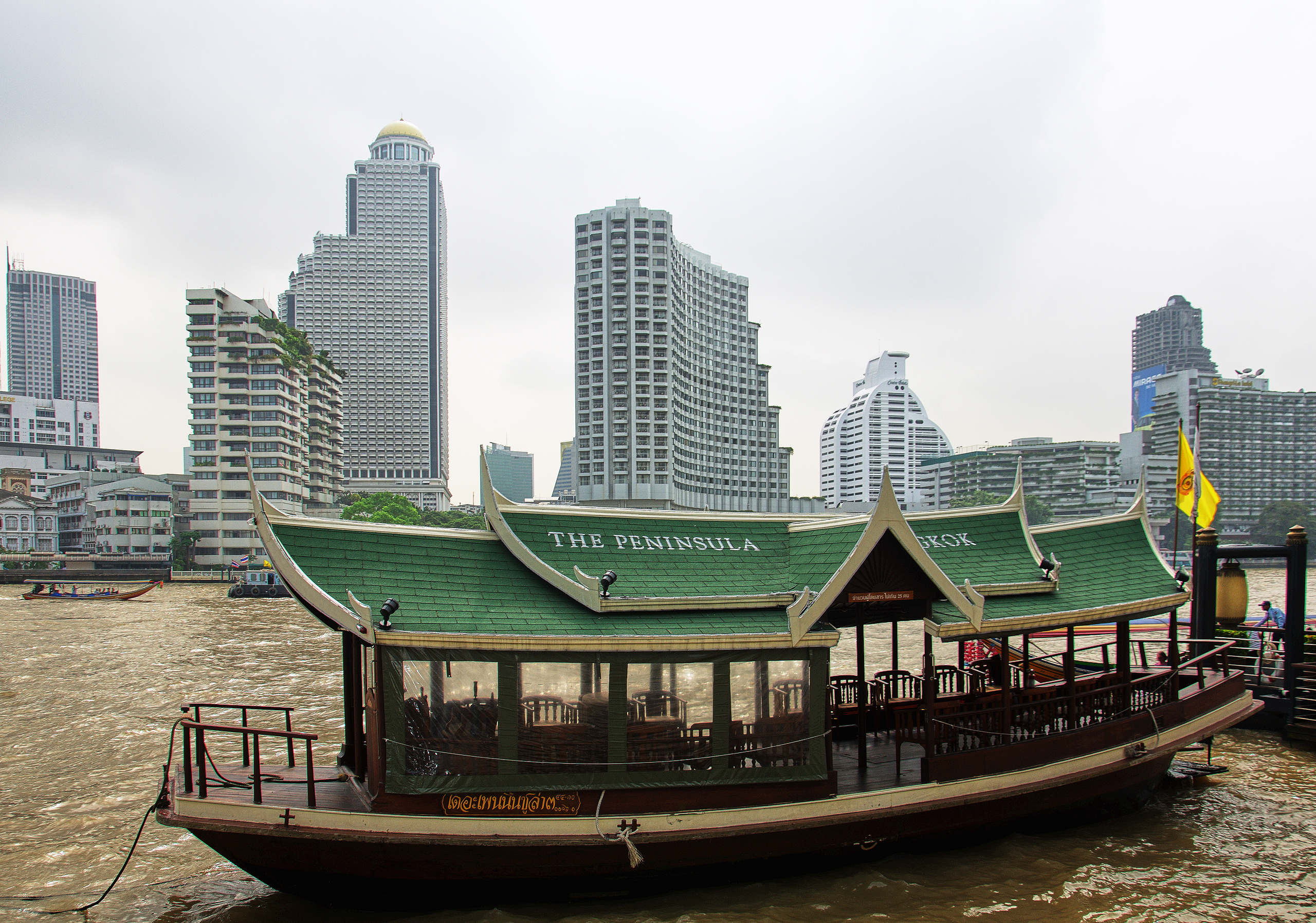 ГОРОДА МИРА. Семейный фотограф. Путешествующий фотограф в Екатеринбурге Евгений Вор