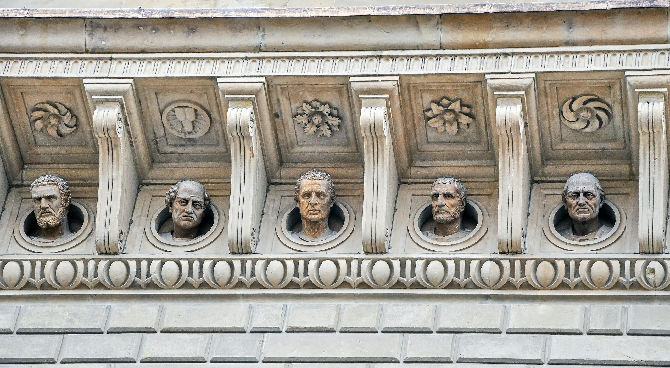 ДОСТОПРИМЕЧАТЕЛЬНОСТИ. ПУТЕШЕСТВИЯ. Семейный фотограф. Путешествующий фотограф в Екатеринбурге Евгений Вор