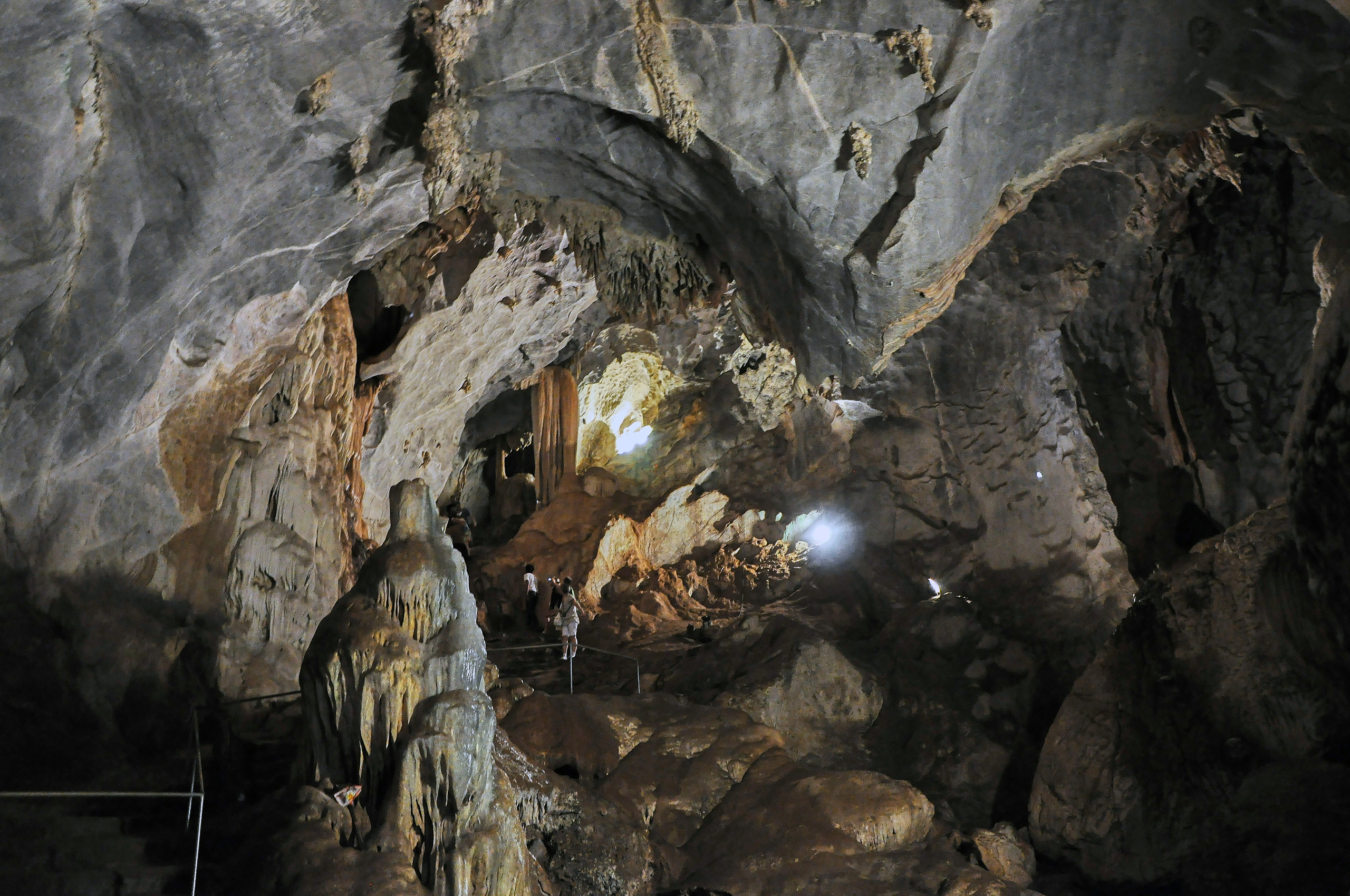 ДОСТОПРИМЕЧАТЕЛЬНОСТИ. ПУТЕШЕСТВИЯ. Семейный фотограф. Путешествующий фотограф в Екатеринбурге Евгений Вор