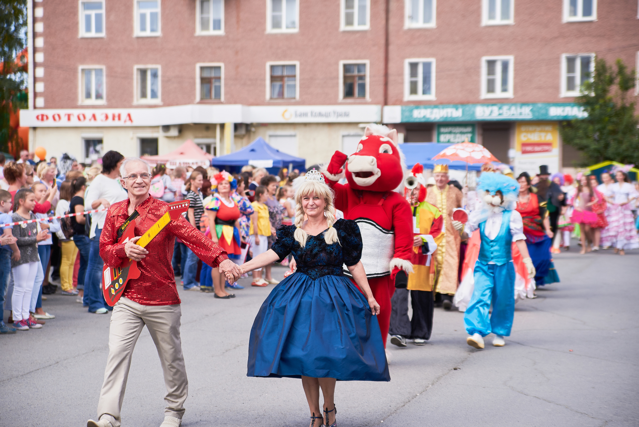 ЛЮДИ. ЛИЦА. Семейный фотограф. Путешествующий фотограф в Екатеринбурге Евгений Вор