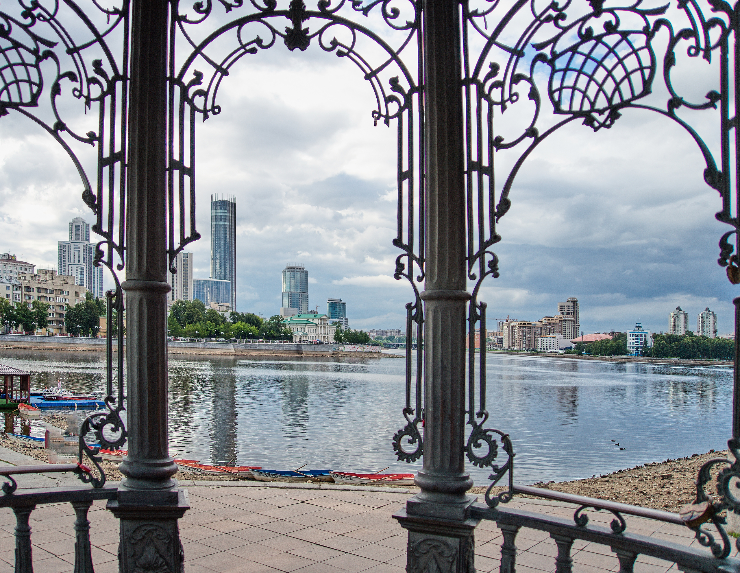 STREET PHOTO. Семейный фотограф. Путешествующий фотограф в Екатеринбурге Евгений Вор
