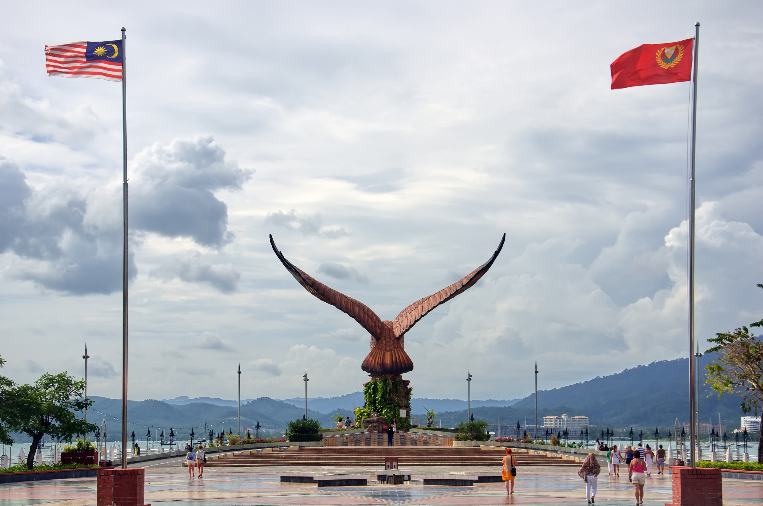 ДОСТОПРИМЕЧАТЕЛЬНОСТИ. ПУТЕШЕСТВИЯ. Семейный фотограф. Путешествующий фотограф в Екатеринбурге Евгений Вор