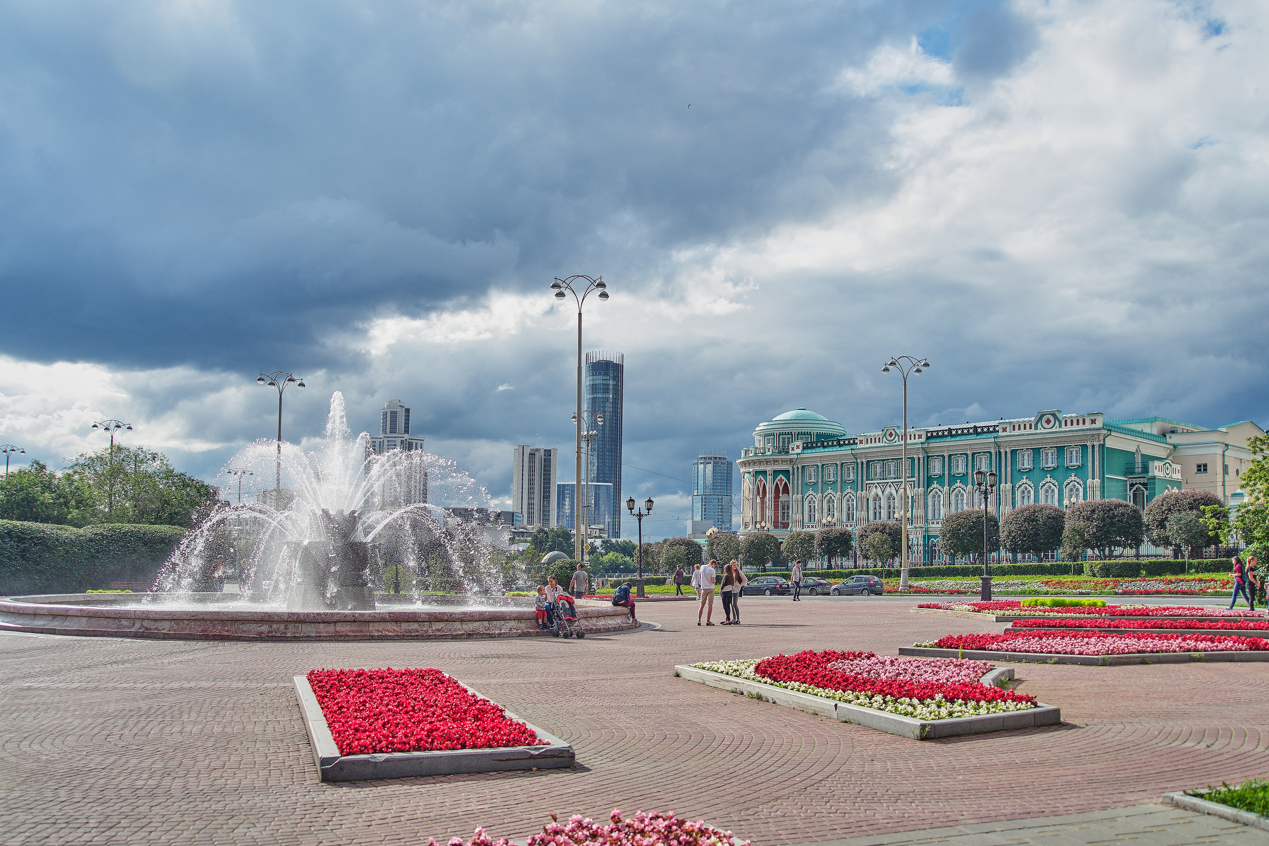 STREET PHOTO. Семейный фотограф. Путешествующий фотограф в Екатеринбурге Евгений Вор