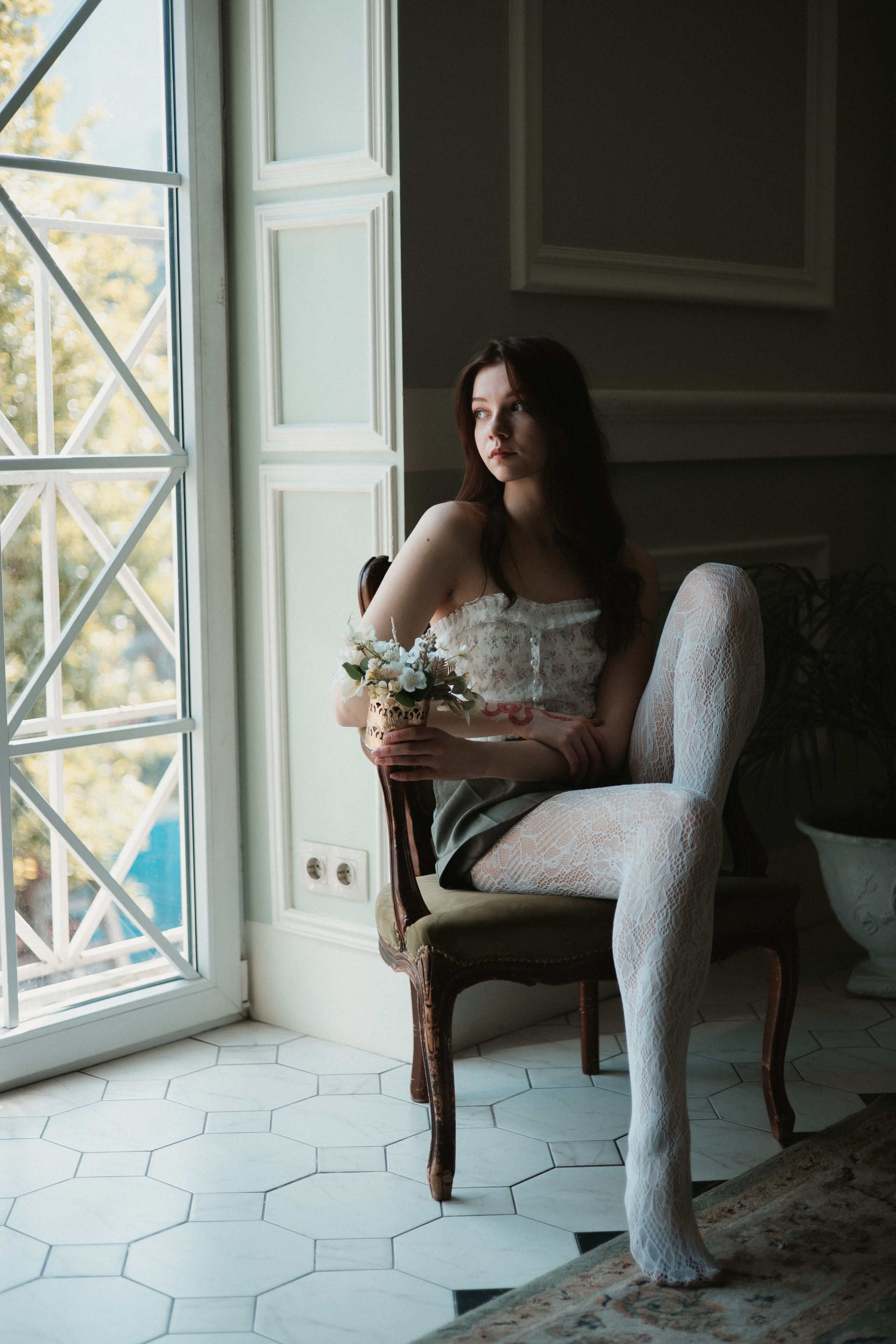 Лолита. Фотограф Julia Milton | Портреты, съемки для маркетплейсов, лавстори, съёмка беременности в Санкт-Петербурге. Обучение фотографии в Спб очно