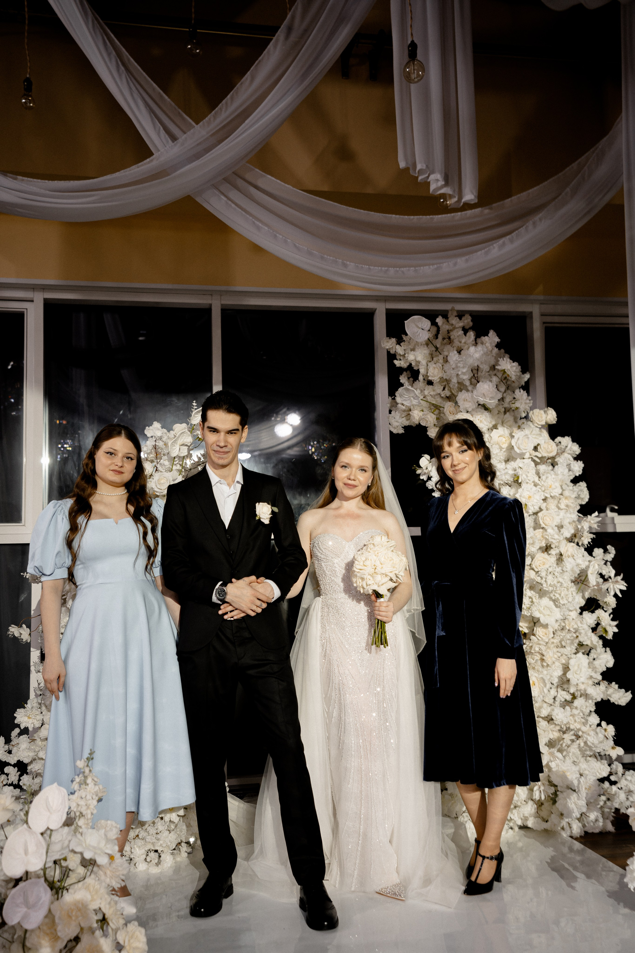 СВАДЕБНАЯ СЬЕМКА СБОРОВ В ОТЕЛЕ И ВЫЕЗД НА ЦЕРЕМОНИЮ (СНЯТО В СИБИРЕ В НИЖНЕВАРТОВСКЕ). Профессиональный фотограф, Санкт-Петербург — Виктория Богомолова