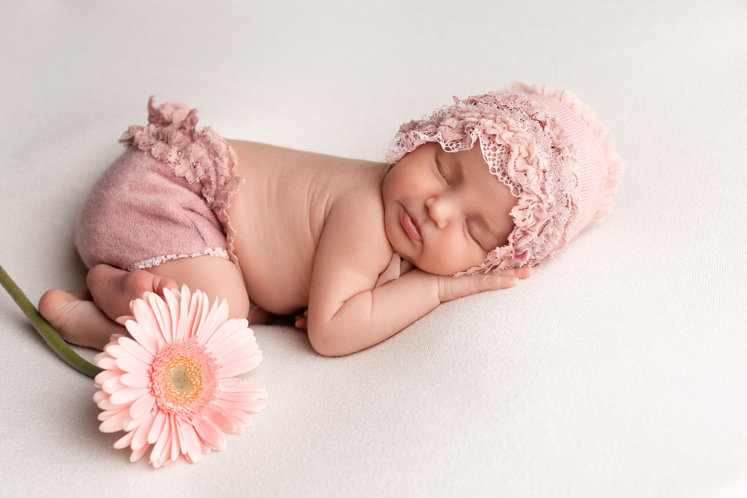 Новорожденные. Фотограф беременности и новорожденных в Казани Ирина Николаева