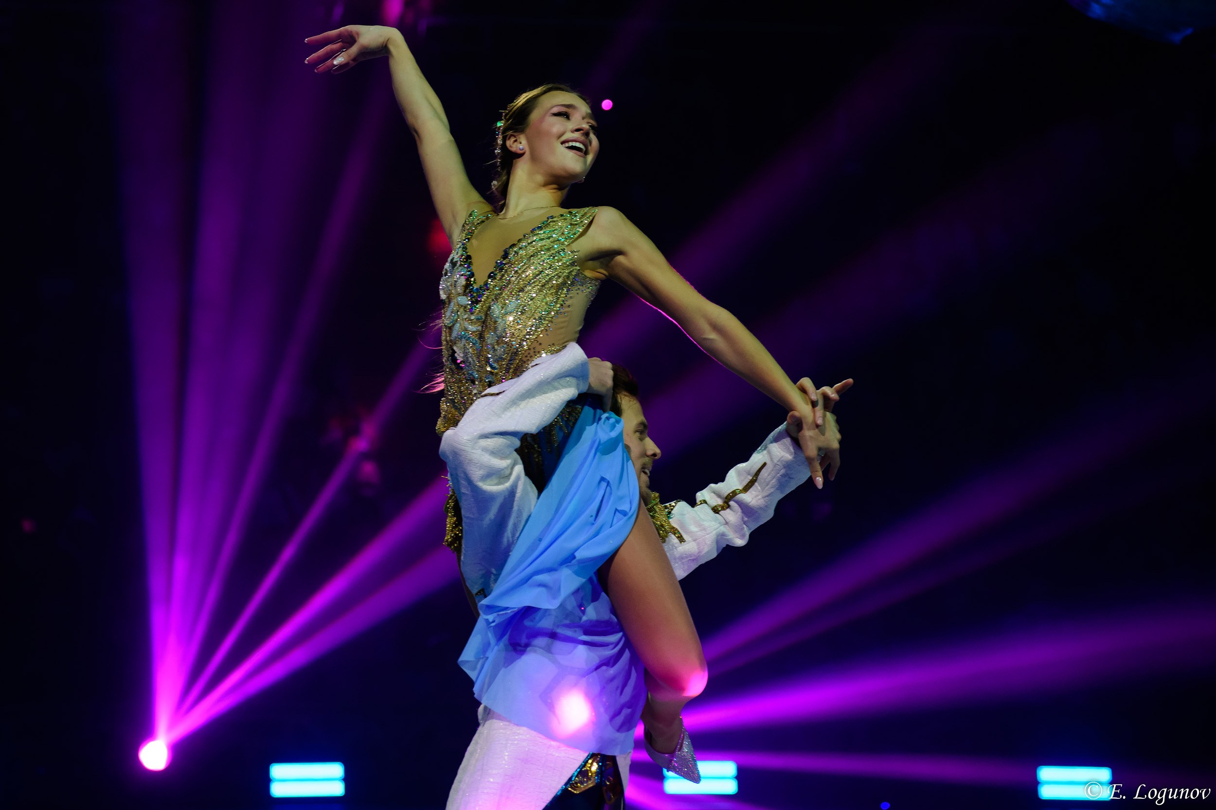 Россия. Москва. 20&nbsp;декабря 2025. Ледовое шоу Татьяны Навки «Золушка»