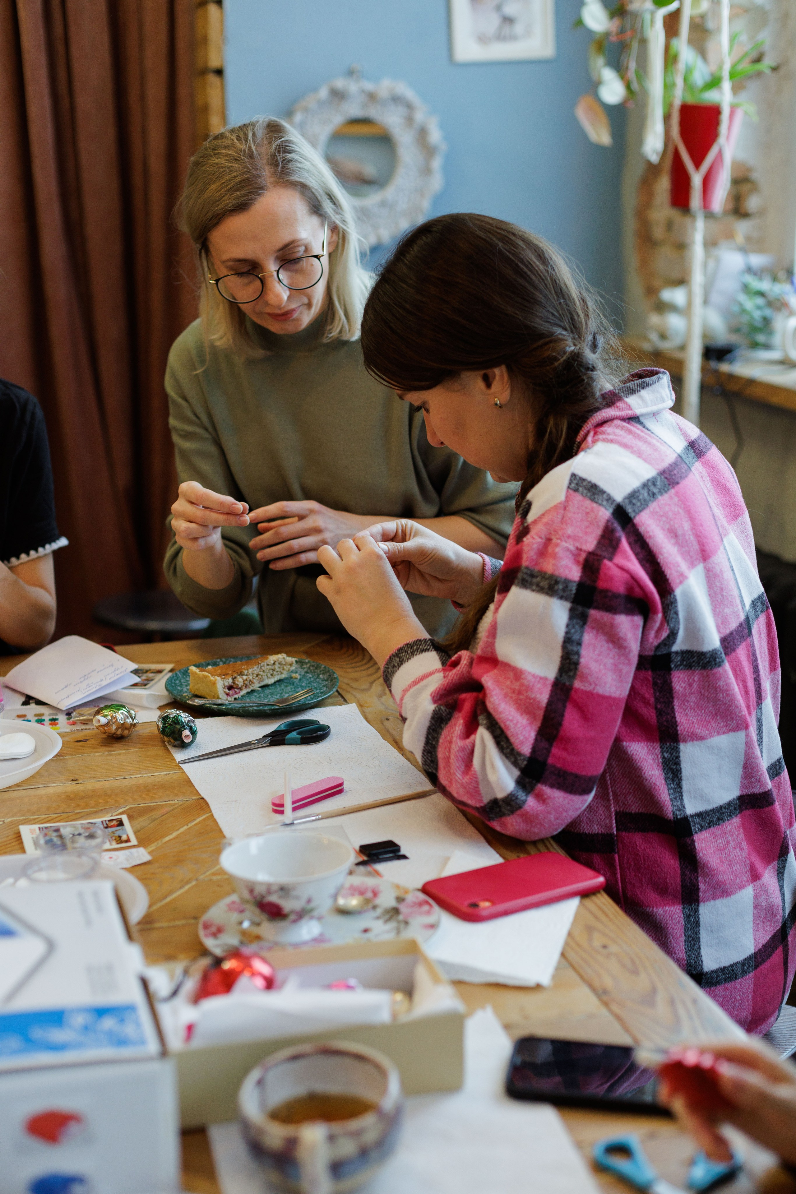 Мастер-класс по реставрации новогодних игрушек. Фотограф Ерохина Светлана — фотосессии в Екатеринбурге