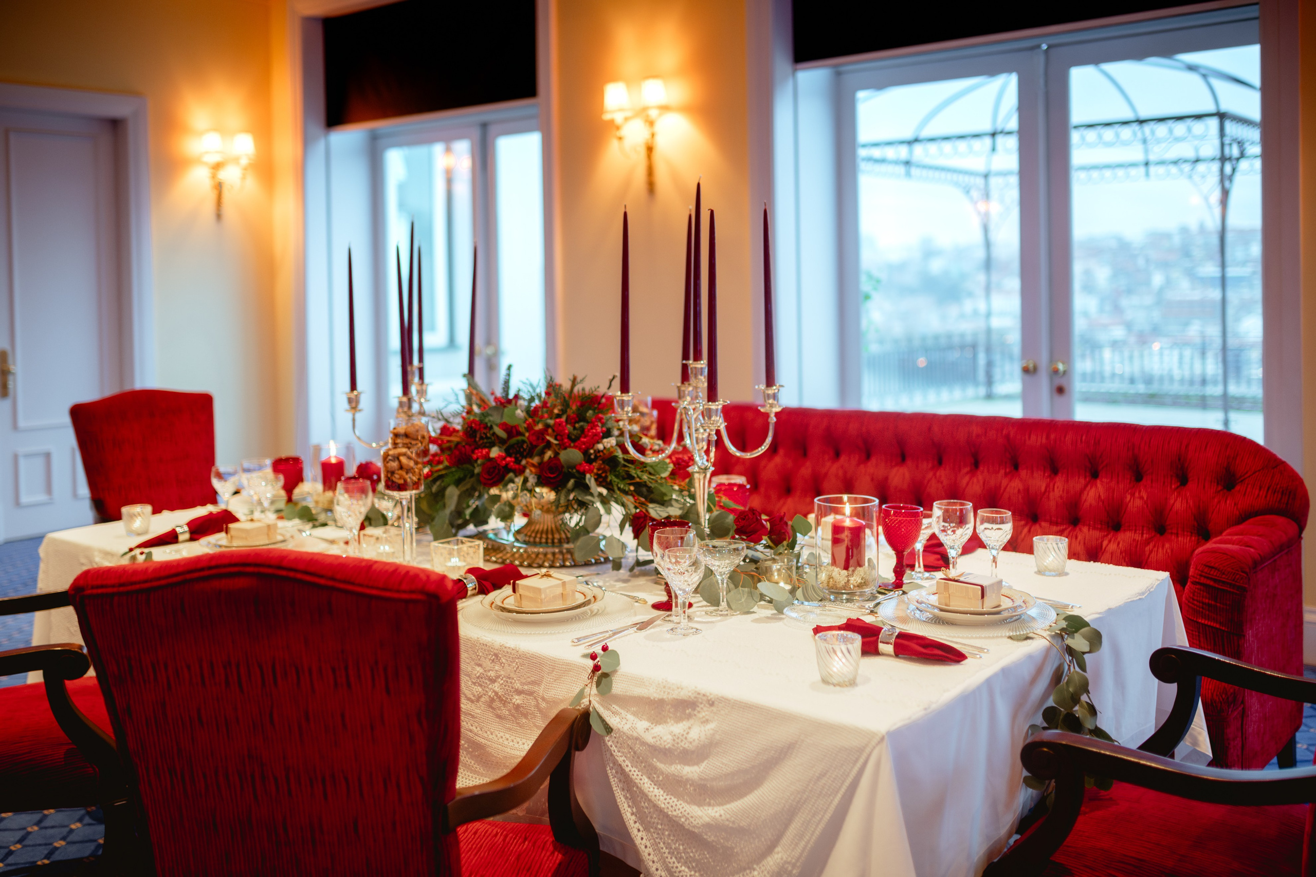 EUGÉNIO CAMPOS IN YEATMAN. Anastasiia Antoniuk portrait, family and couple photographer, Portugal