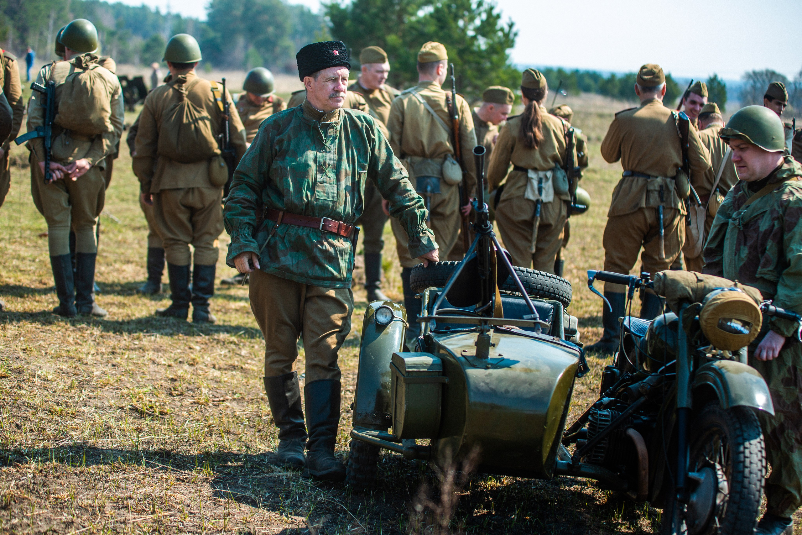 РЕКОНСТРУКЦИЯ БОЯ — ВОВ — БИТВА ЗА ГОРОД. Профессиональный фотограф в Мценске и Орловской области