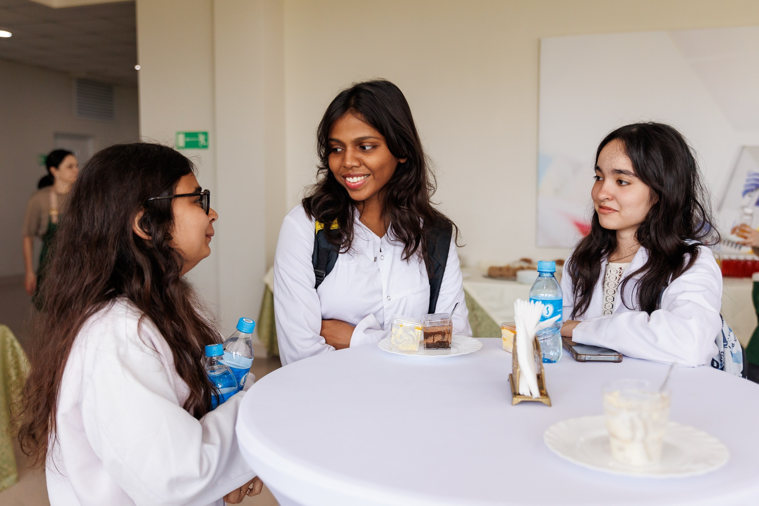 Конференция Хирургии сердца. Репортажный и студийный фотограф во Владивостоке Дударева Софья