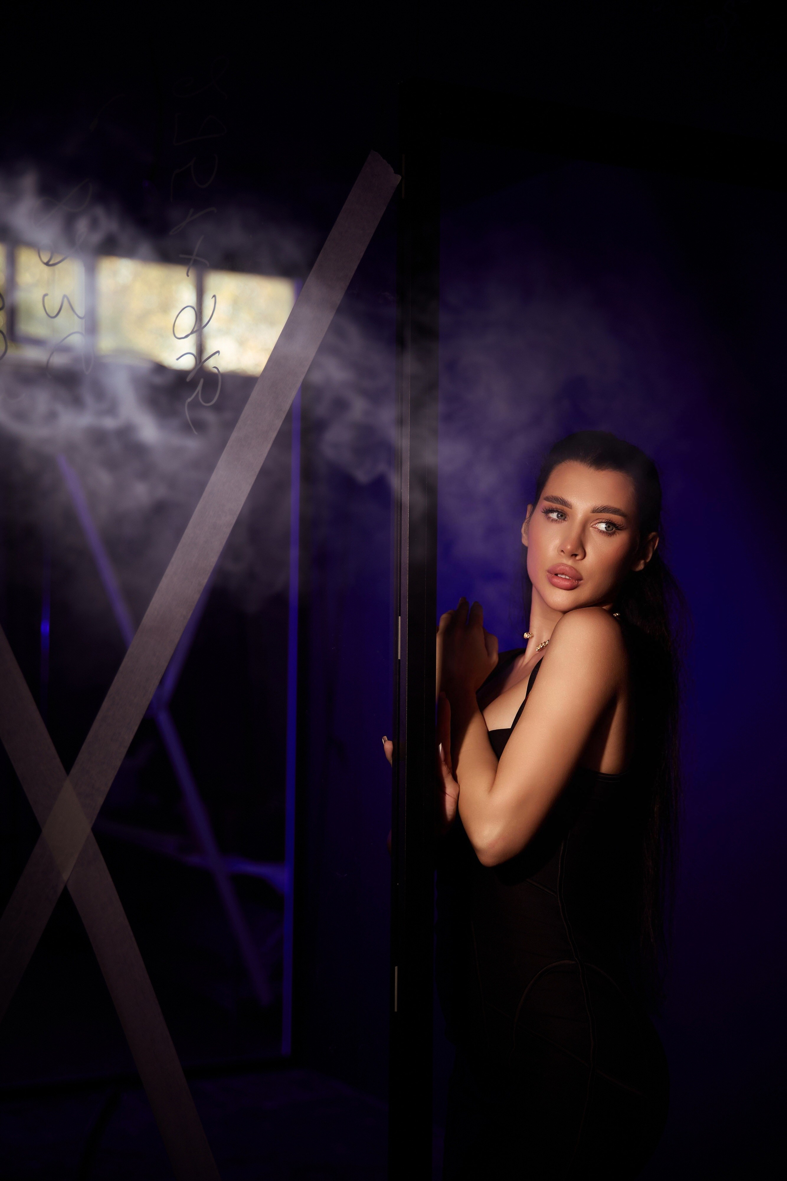 Portrait women’s photo session at the Photo Studio. Professional photographer in Sochi Victoria Joy. Teaching Photography