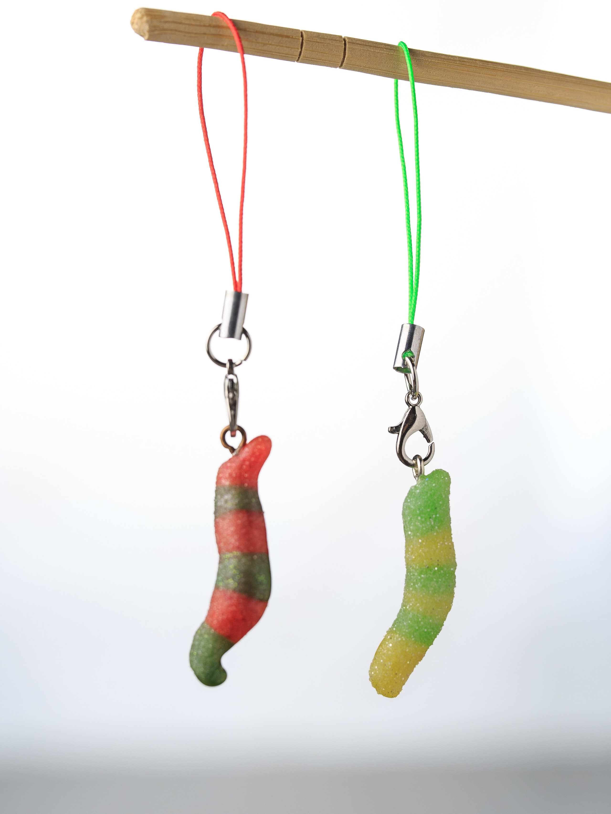 Кулоны и подвески. Творческая мастерская MimikaShop в г. Анапа
