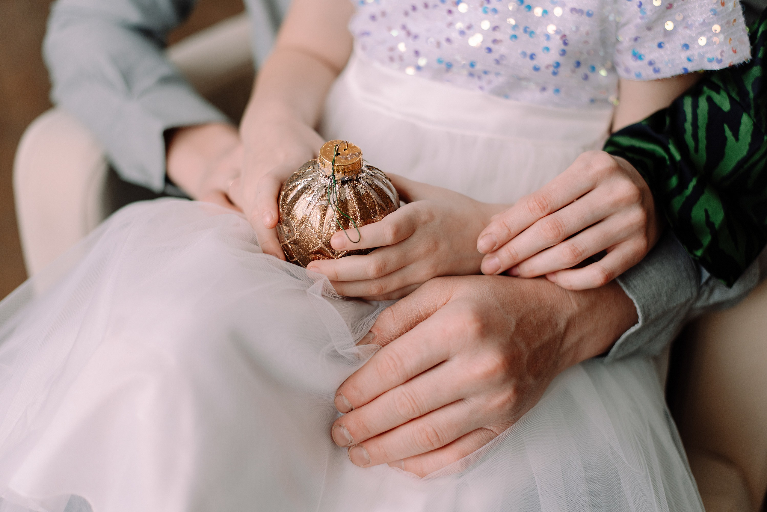 Мария, Борис и Ксюша у ёлочки. Семейный и свадебный фотограф в Рязани Лиза Голованова