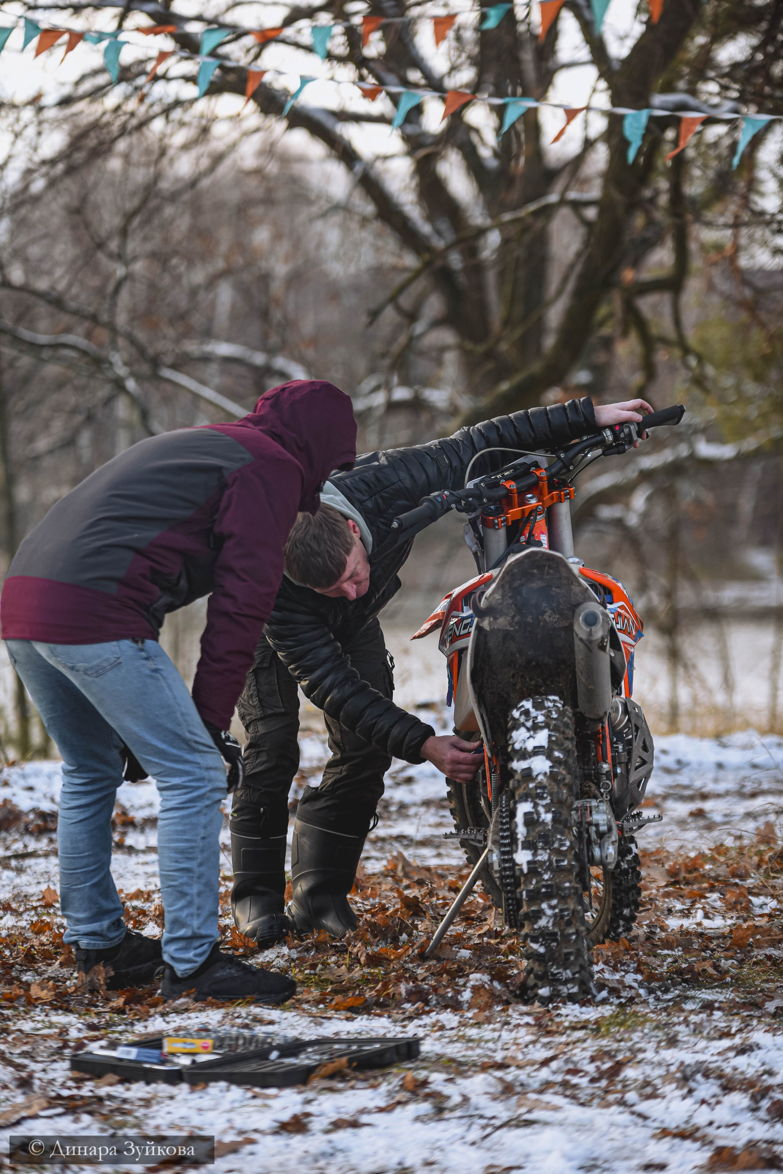 «На местности». Мотофотограф в Нижнем Новгороде Динара Зуйкова