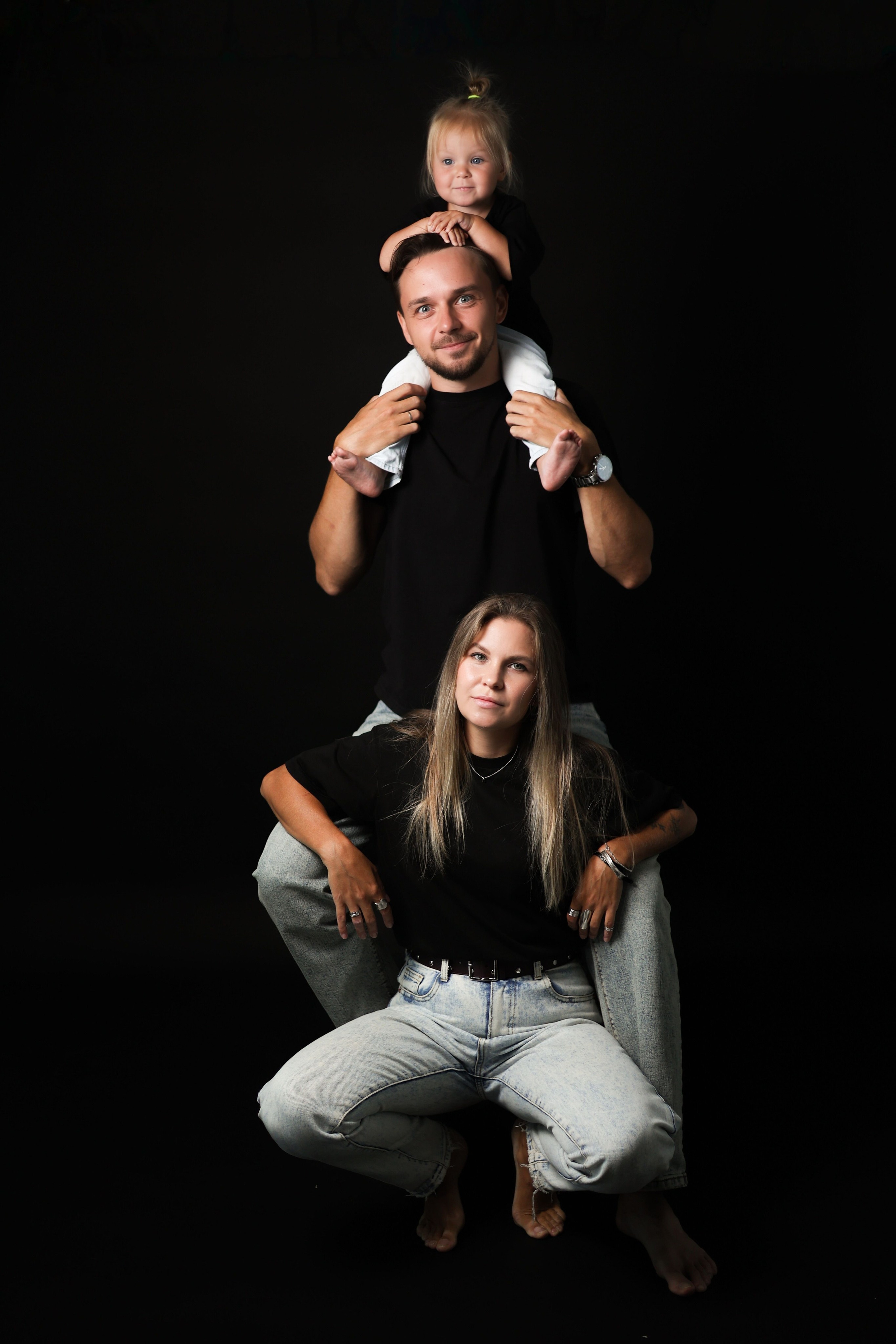 Фотосессия Алены, Алисы и Андрея. Фотограф ANNA GEREIHAN