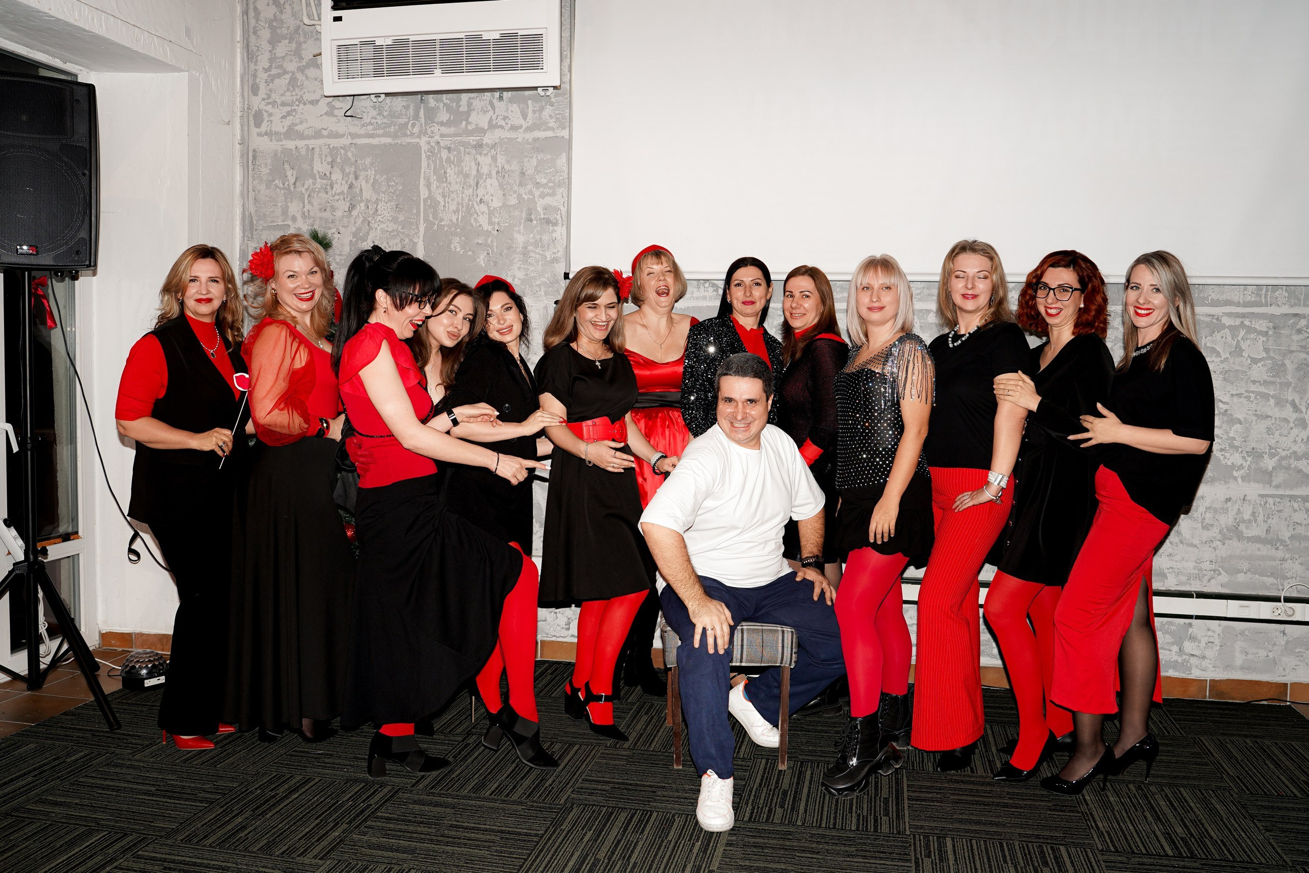 Новогодний корпоратив в ресторане Балаган в Ростов-на-Дону. Свадебный фотограф в Ростове-на-Дону. Таинство Крещения и Венчания, семейные фотосессии. Алёна Чёботова