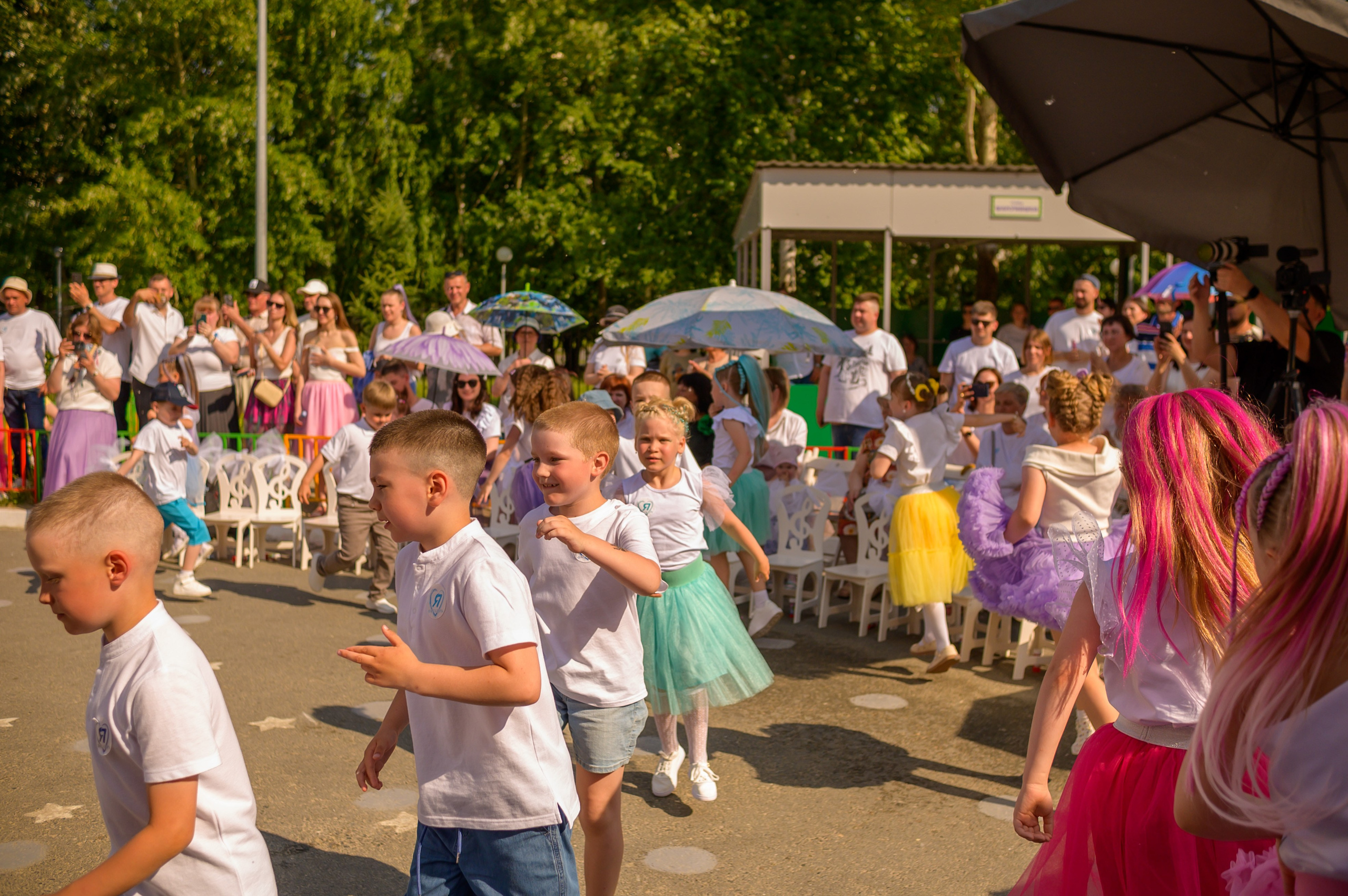 Репортаж выпускного группа «Фантазёры» 3 садик. Фотограф новорожденных, семейный детский в Тюмени Татьяна Морозова
