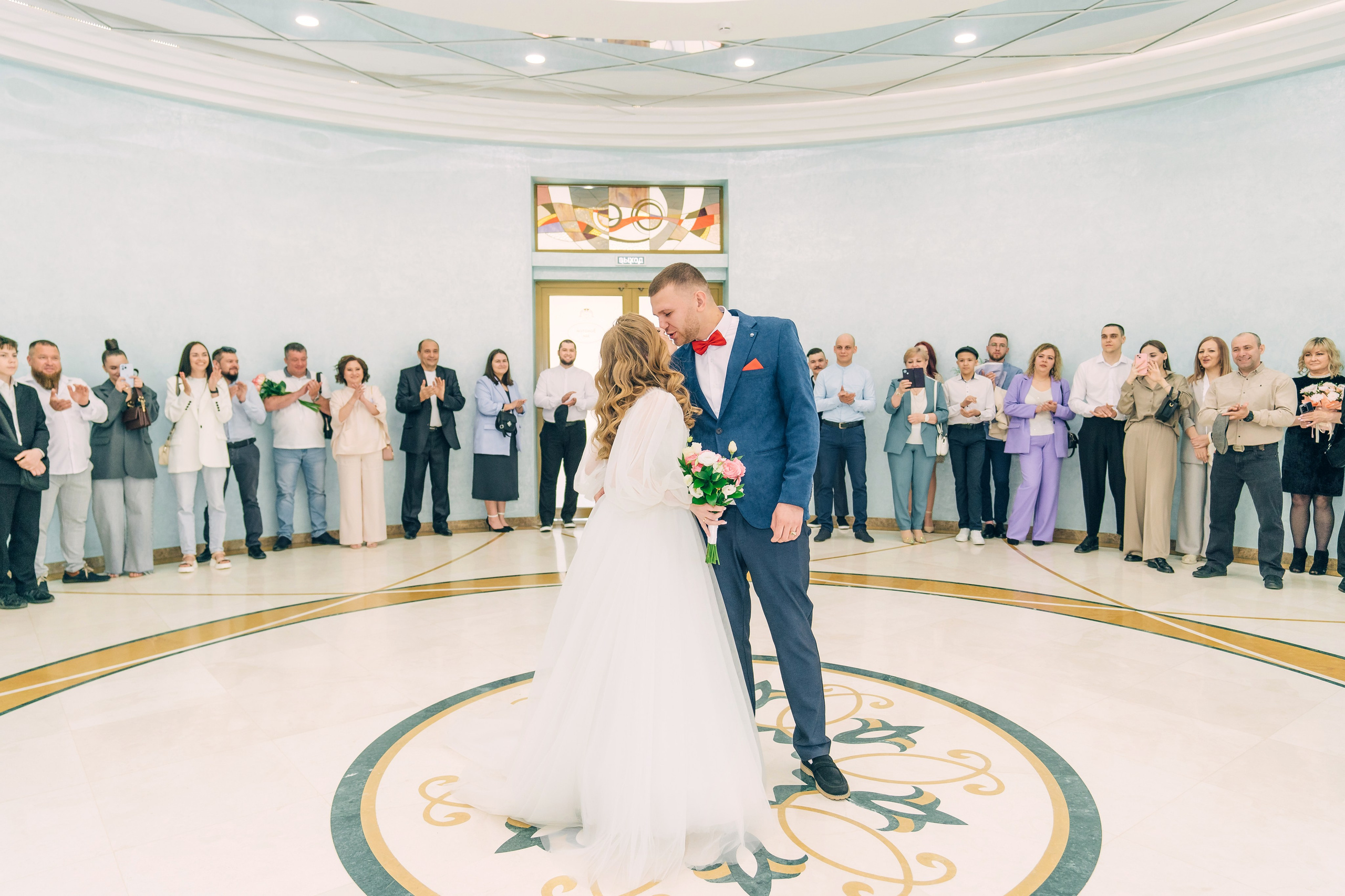 Красный кабриолет. Фотограф Ангарск Иркутск Ксения Король