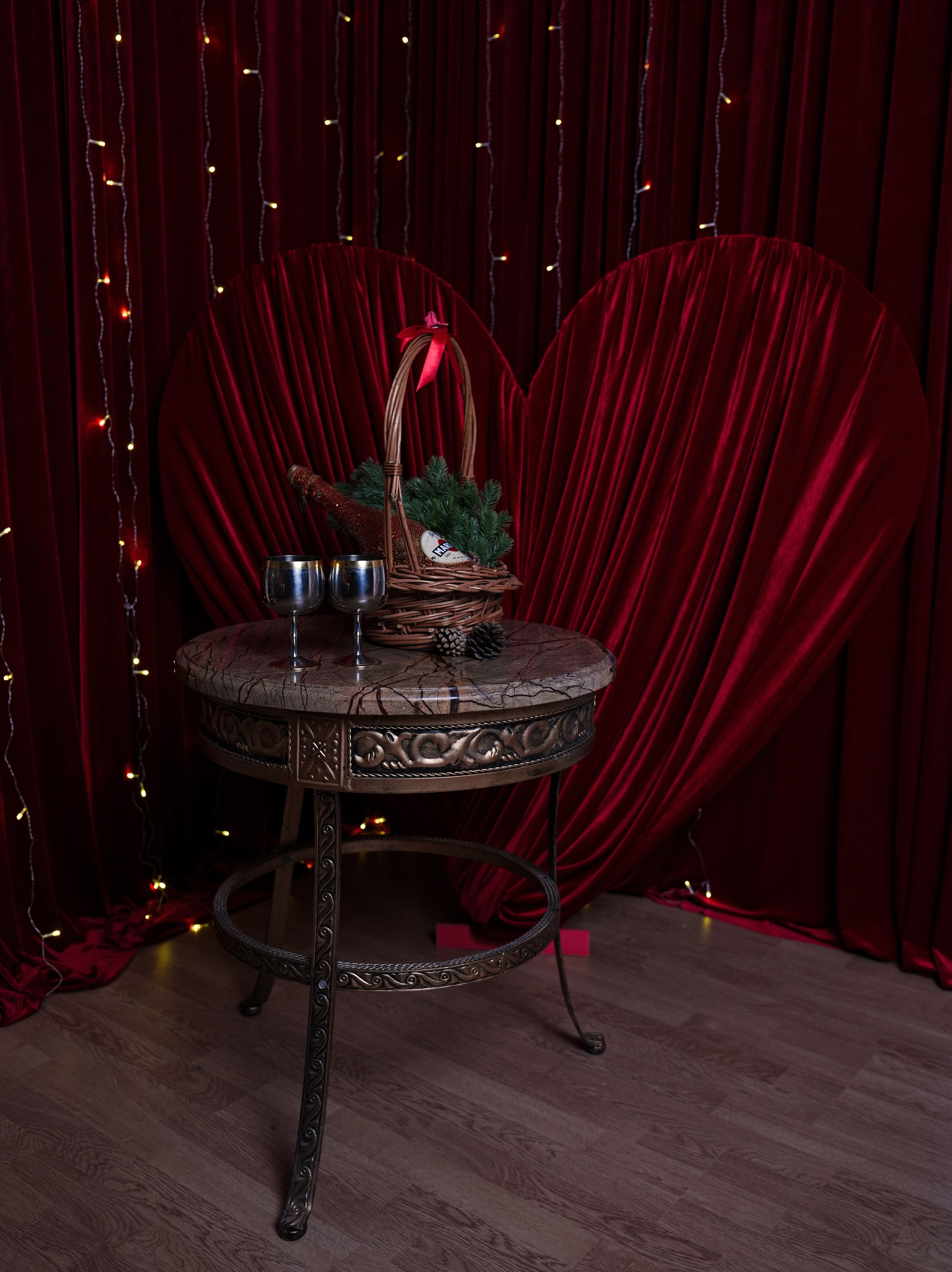 Красный бархат. Фотостудия и видеостудия DF Studio в Туле. Фото, видео, подкасты