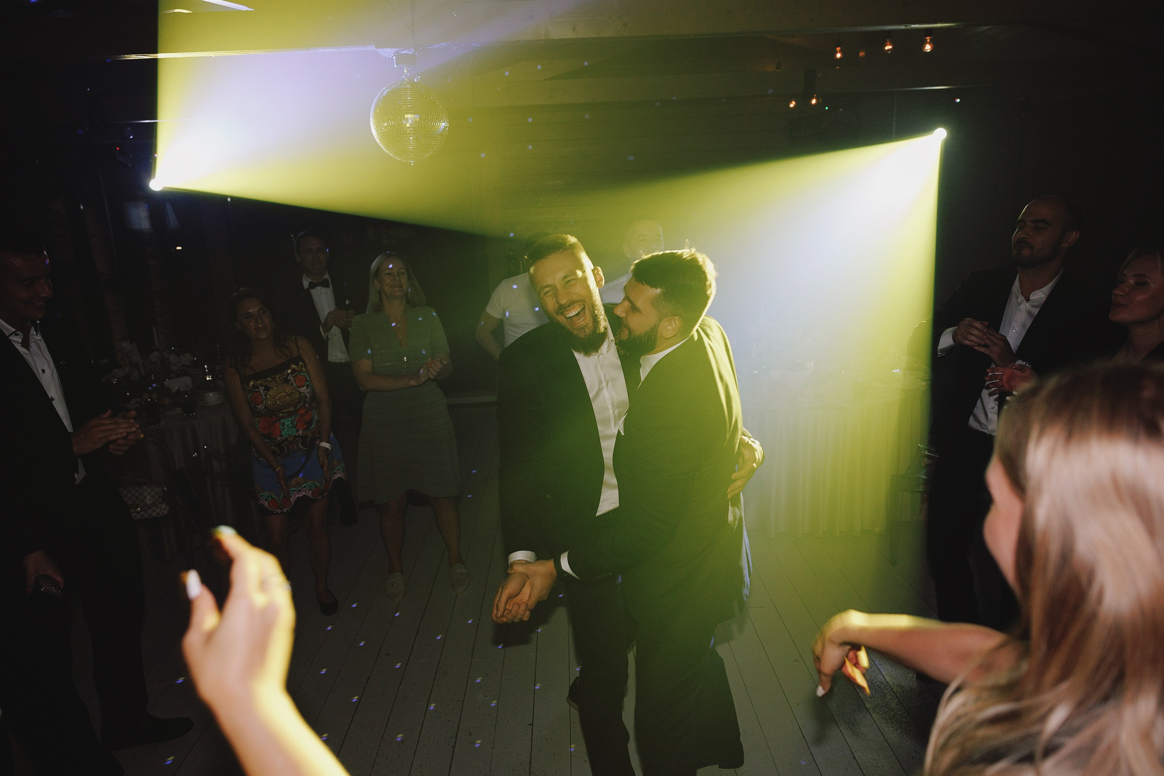 Артем и Александра. Свадебный фотограф и видеограф Дмитрий Горяченков