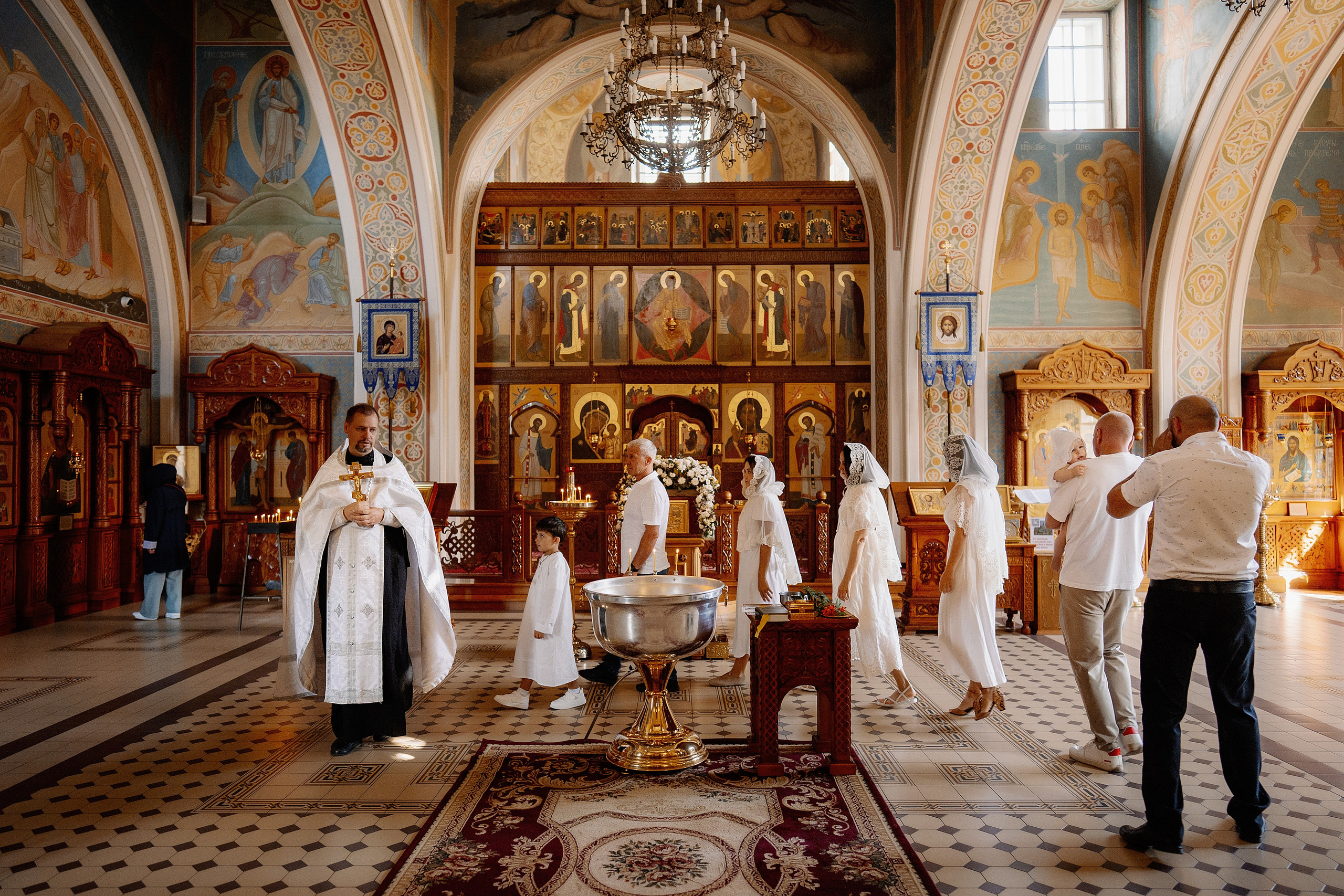 Крещение Владимира. Фотограф на Крещение и Венчание в Красноярске Рамазанова Юлия