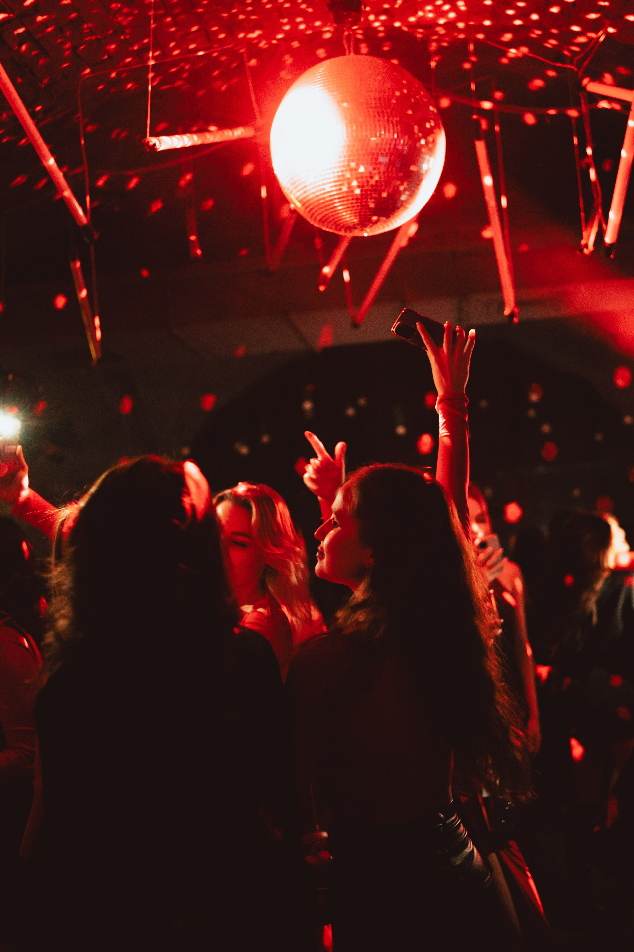 SO STRIP // Woman's moment. Репортажный фотограф в Казани Виктория Трунова