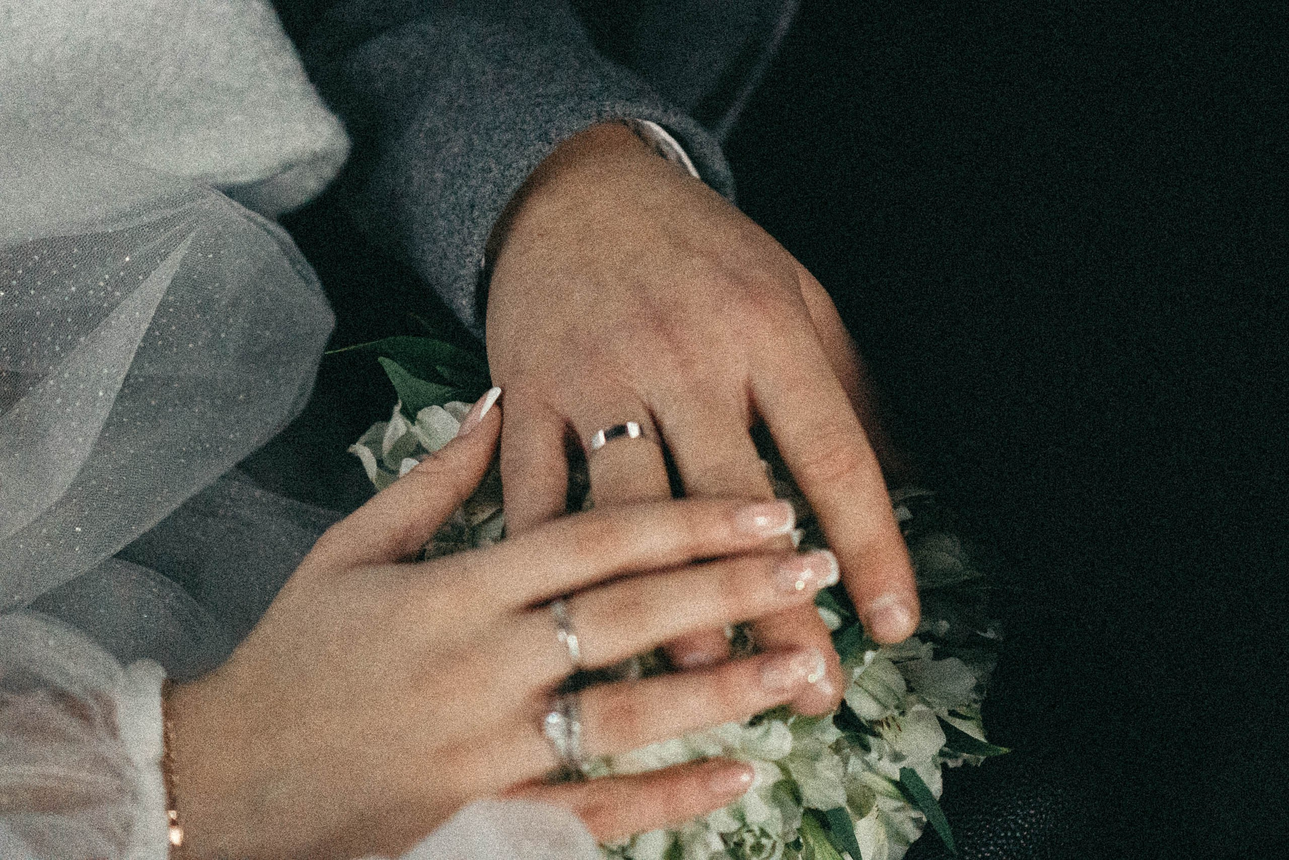 СВАДЕБНАЯ СЬЕМКА ПАРЫ В ГОРОДЕ ПУШКИН В ПАРКЕ ЕКАТЕРИНЕНСКОМ В НОЯБРЕ. Профессиональный фотограф, Санкт-Петербург — Виктория Богомолова