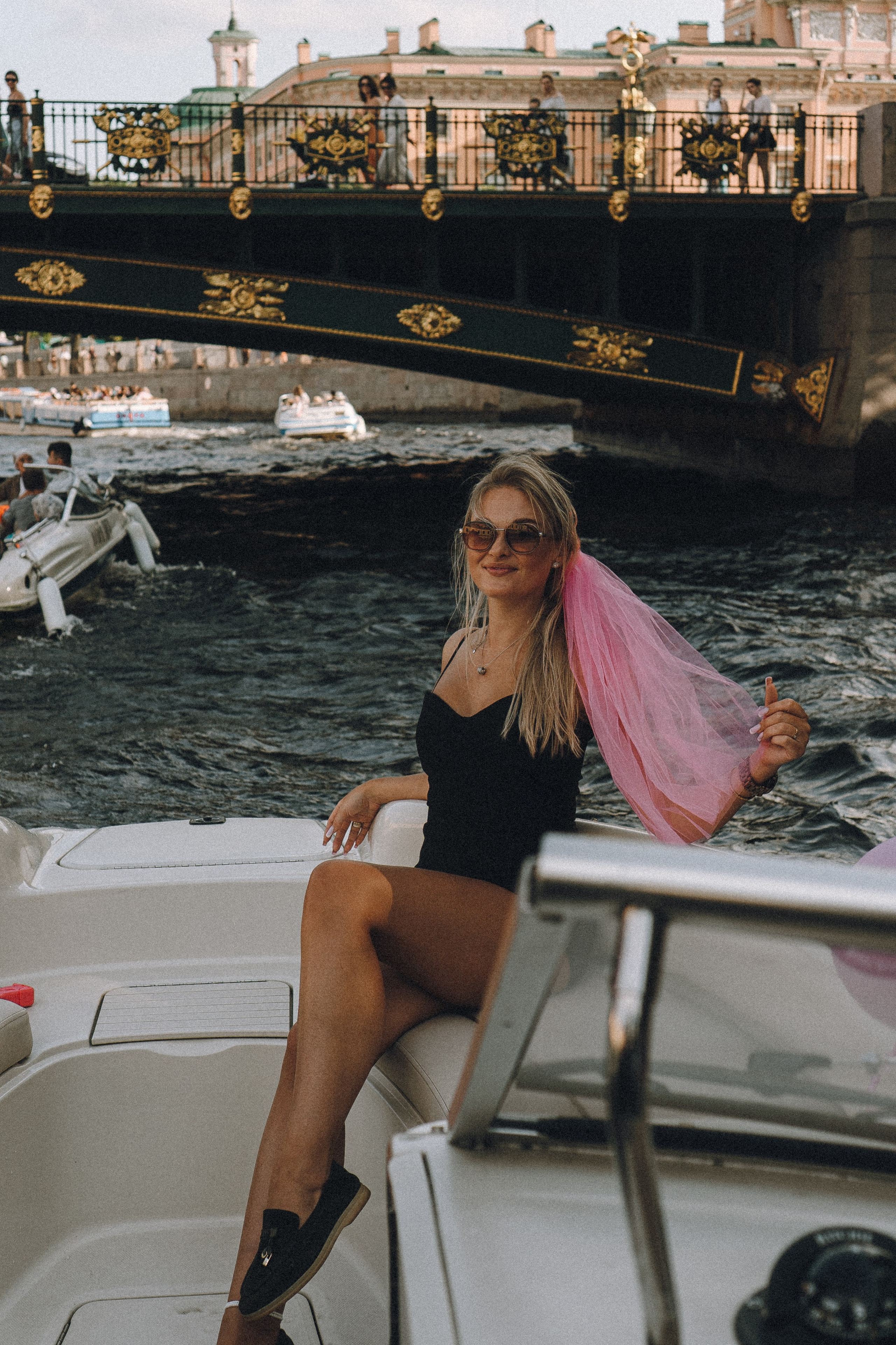 ДЕВИЧНИК НА КАТЕРЕ. Профессиональный фотограф, Санкт-Петербург — Виктория Богомолова