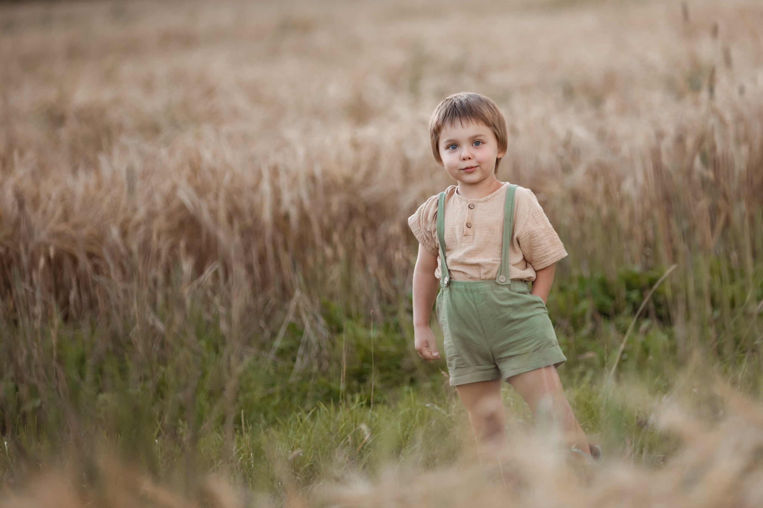 Детская фотосессия в полях | Надежда Воробьёва. Семейный и женский фотограф в Москве Надежда Воробьева