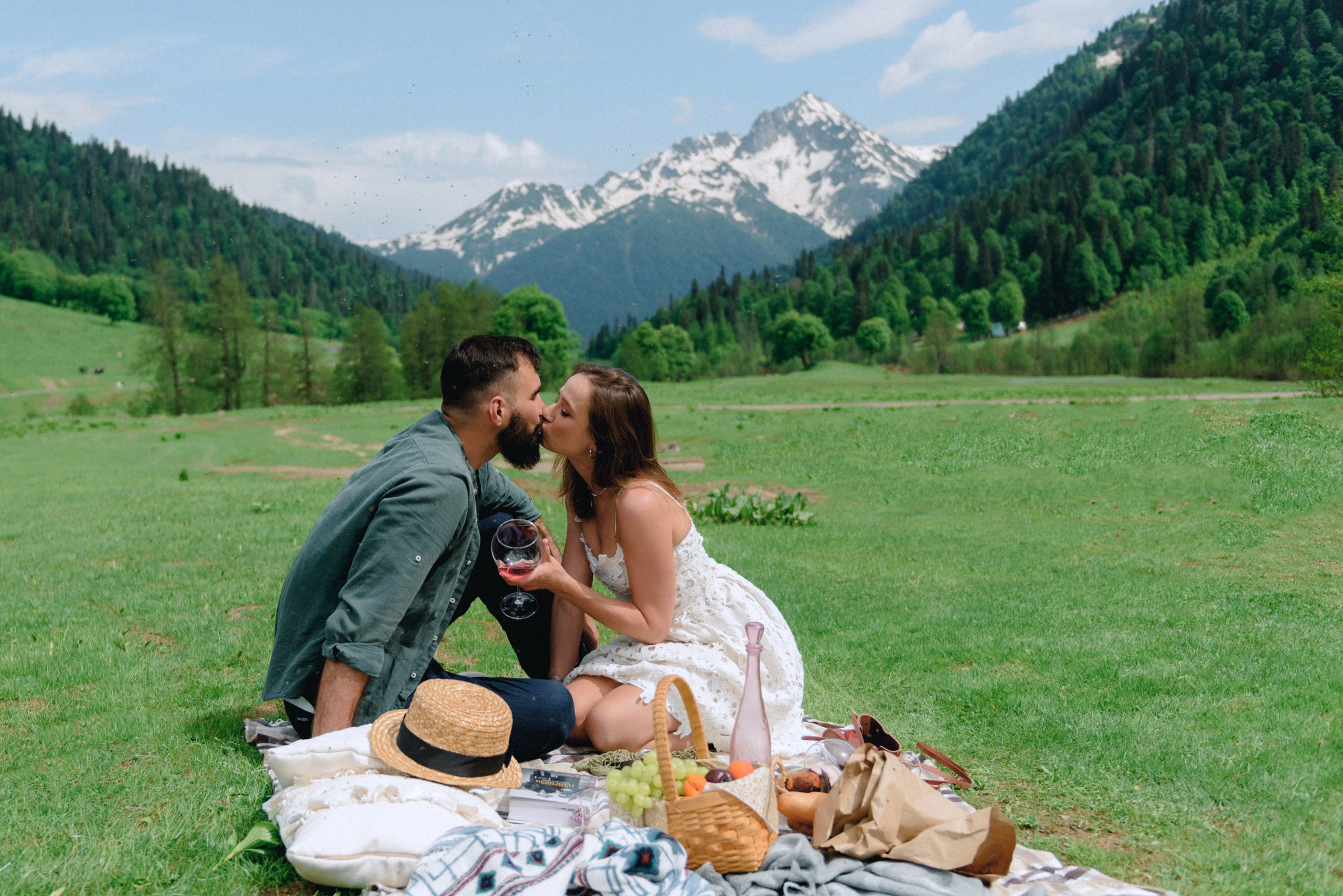 Alpine meadows phototour|The Italian Dolomites Love Story photoshoot. Fedor Lemeshko — Destination Wedding and Family Lifestyle photographer