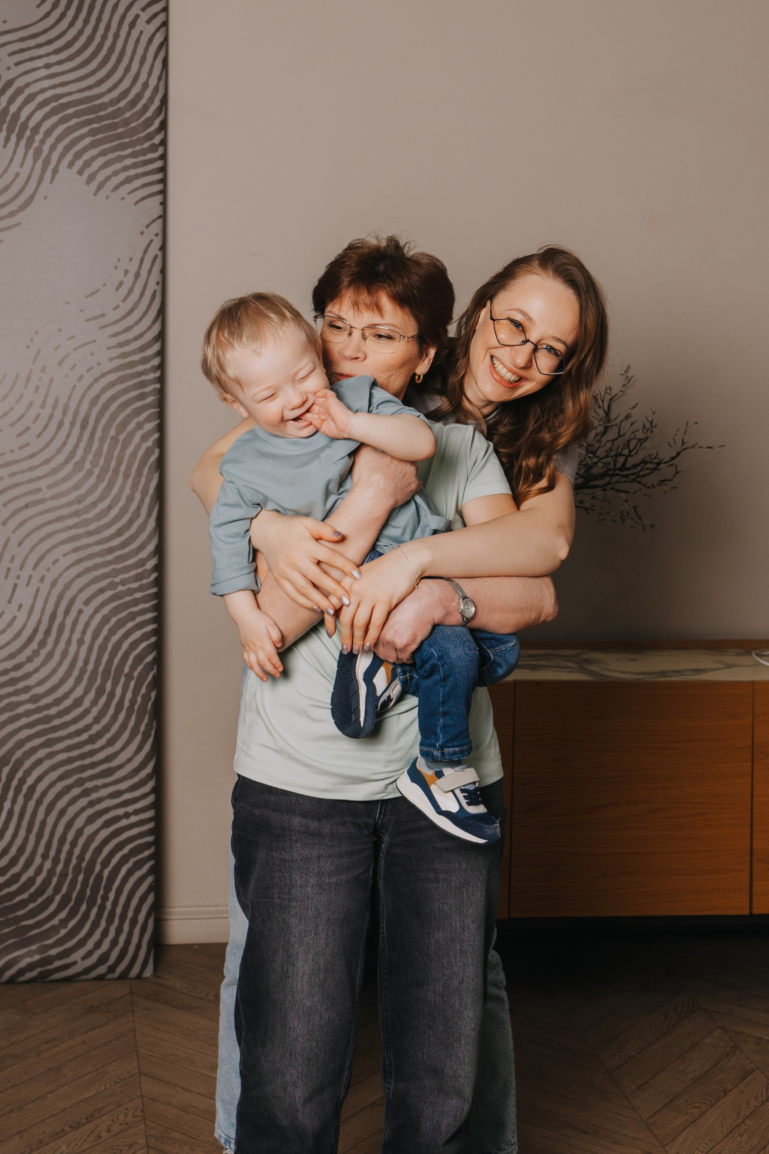 Большая семья. Домашняя фотосессия