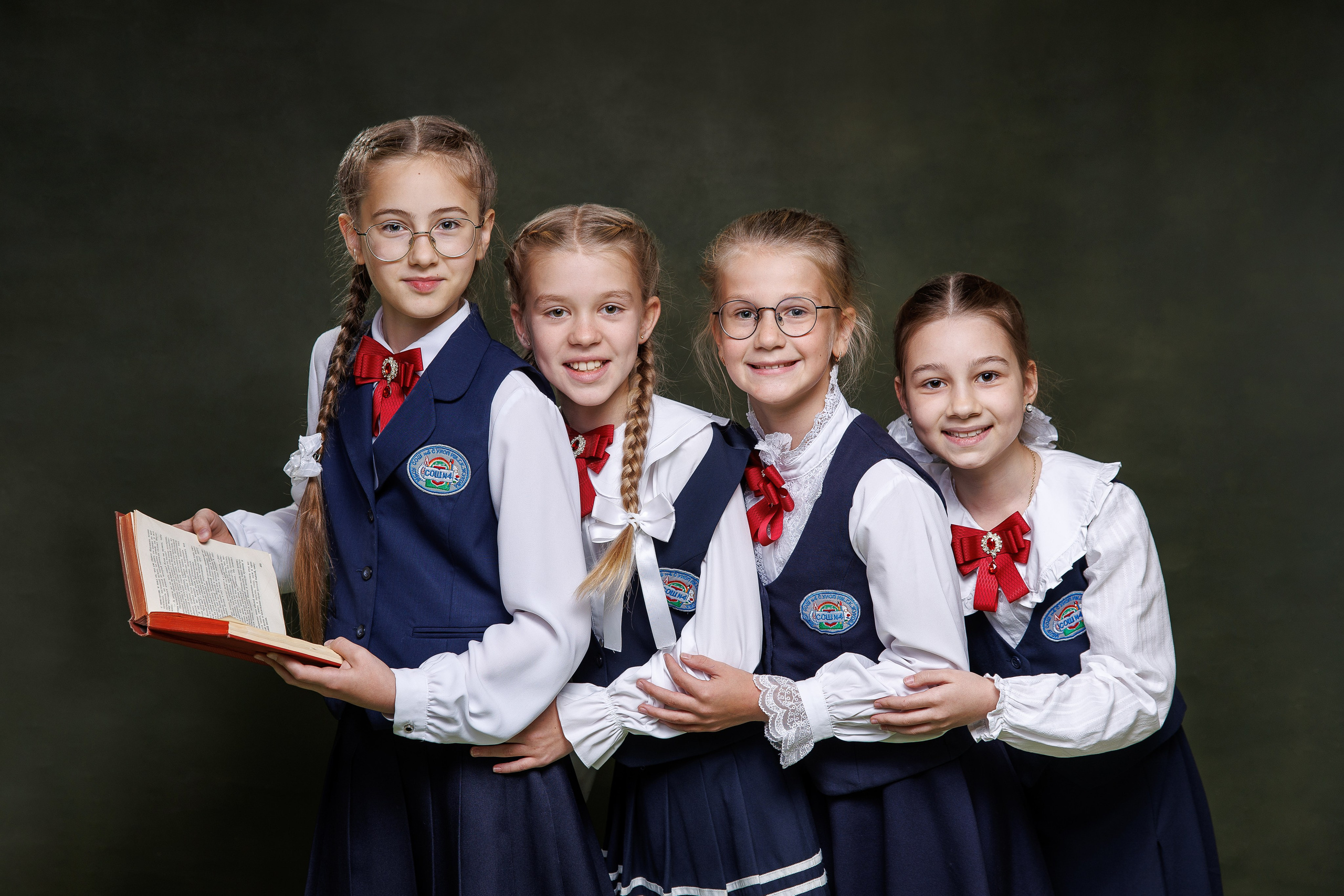 НАЧАЛЬНАЯ ШКОЛА. Выпускные альбомы, школьные фотографии, детский сад, Москва и Московская область