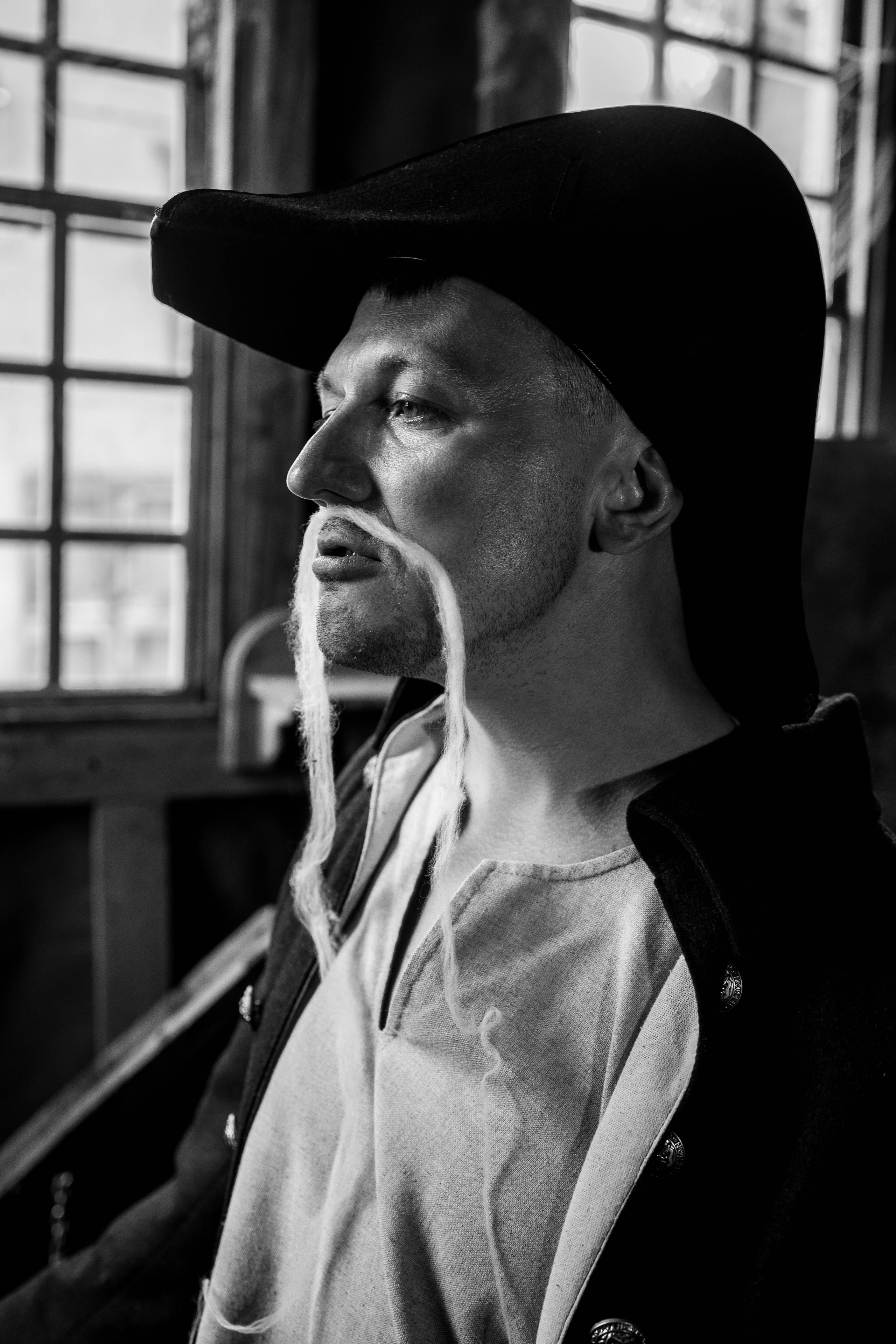 Константин Павлов. НЕДОкапитан или потерянный в будущем. Фотограф в Твери Лагодная Яна