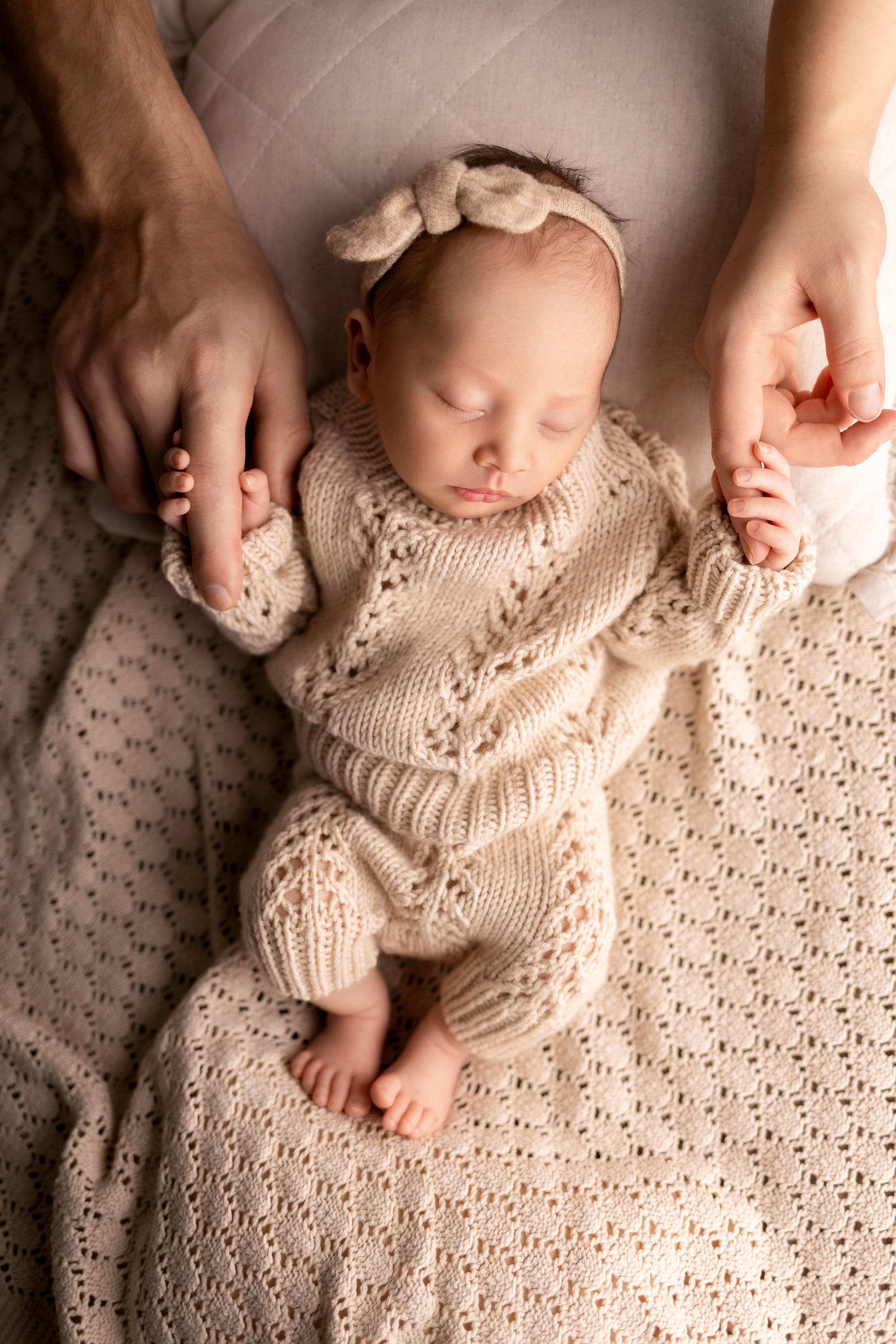 Newborn съемка в стиле Лайф. Фотограф новорожденных малышей в Омске и Омской области Эльвира Камаева
